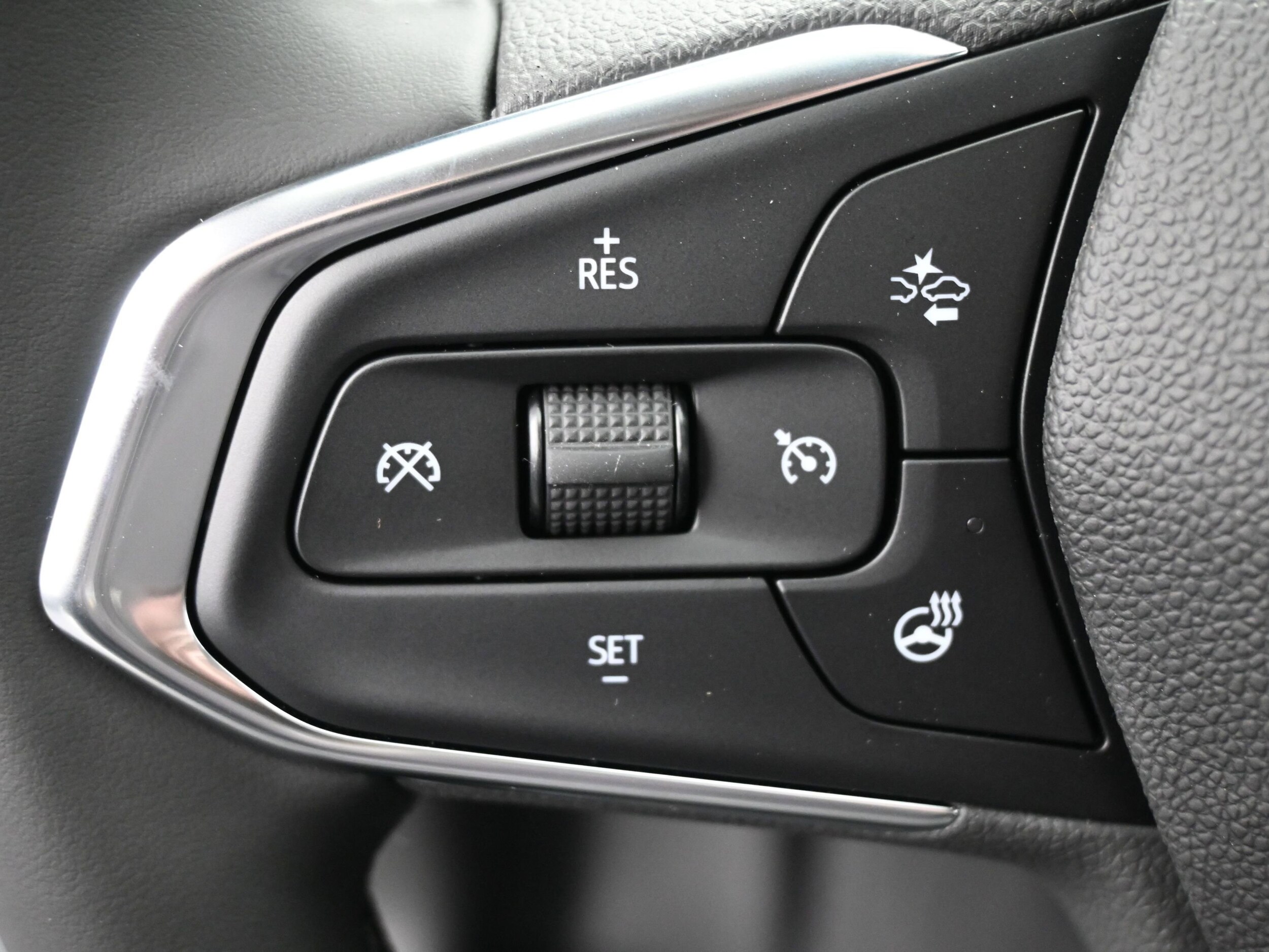 2026 Chevrolet Trax LT - Photo 26