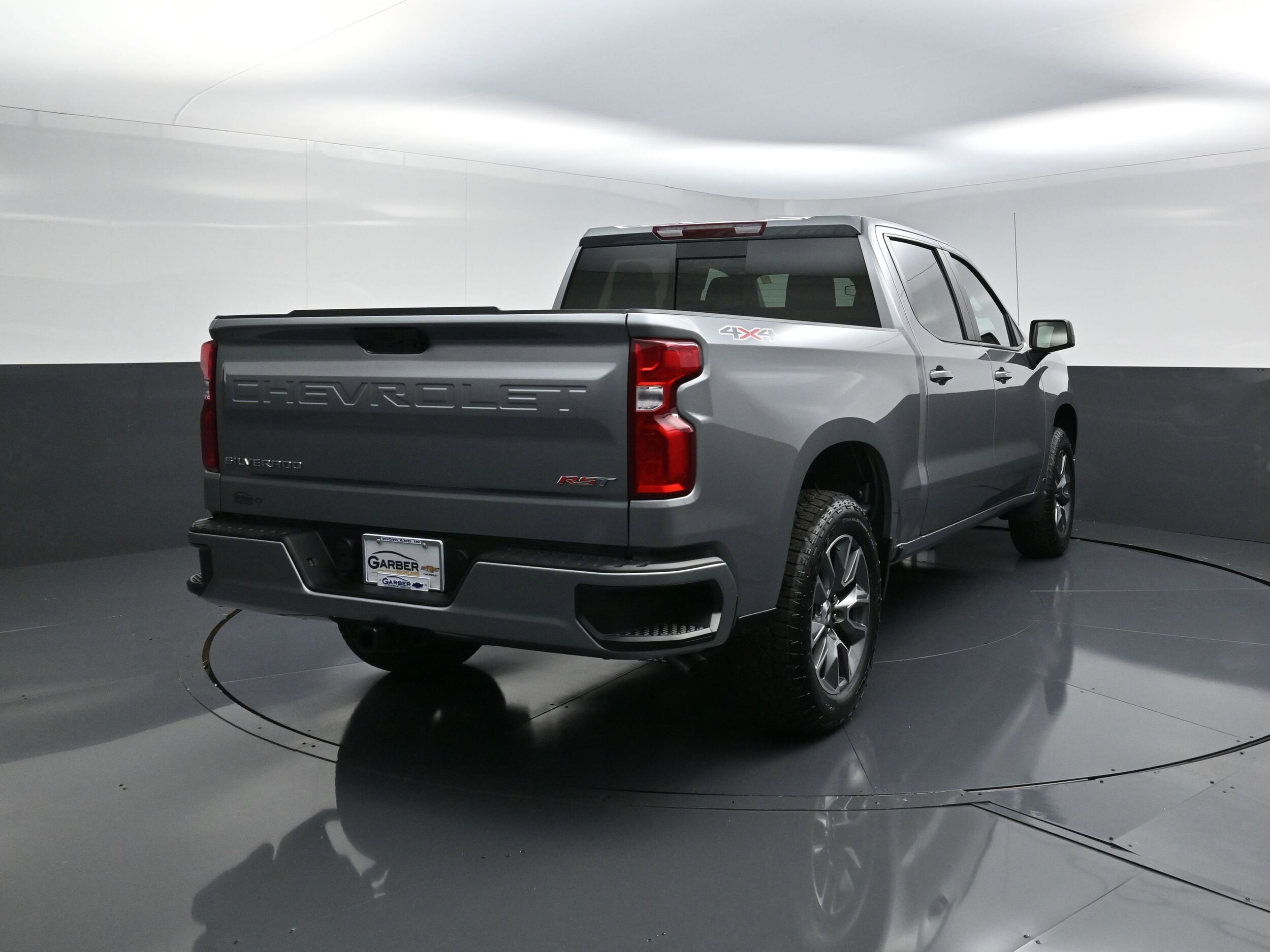 2025 Chevrolet Silverado 1500 RST photo 3