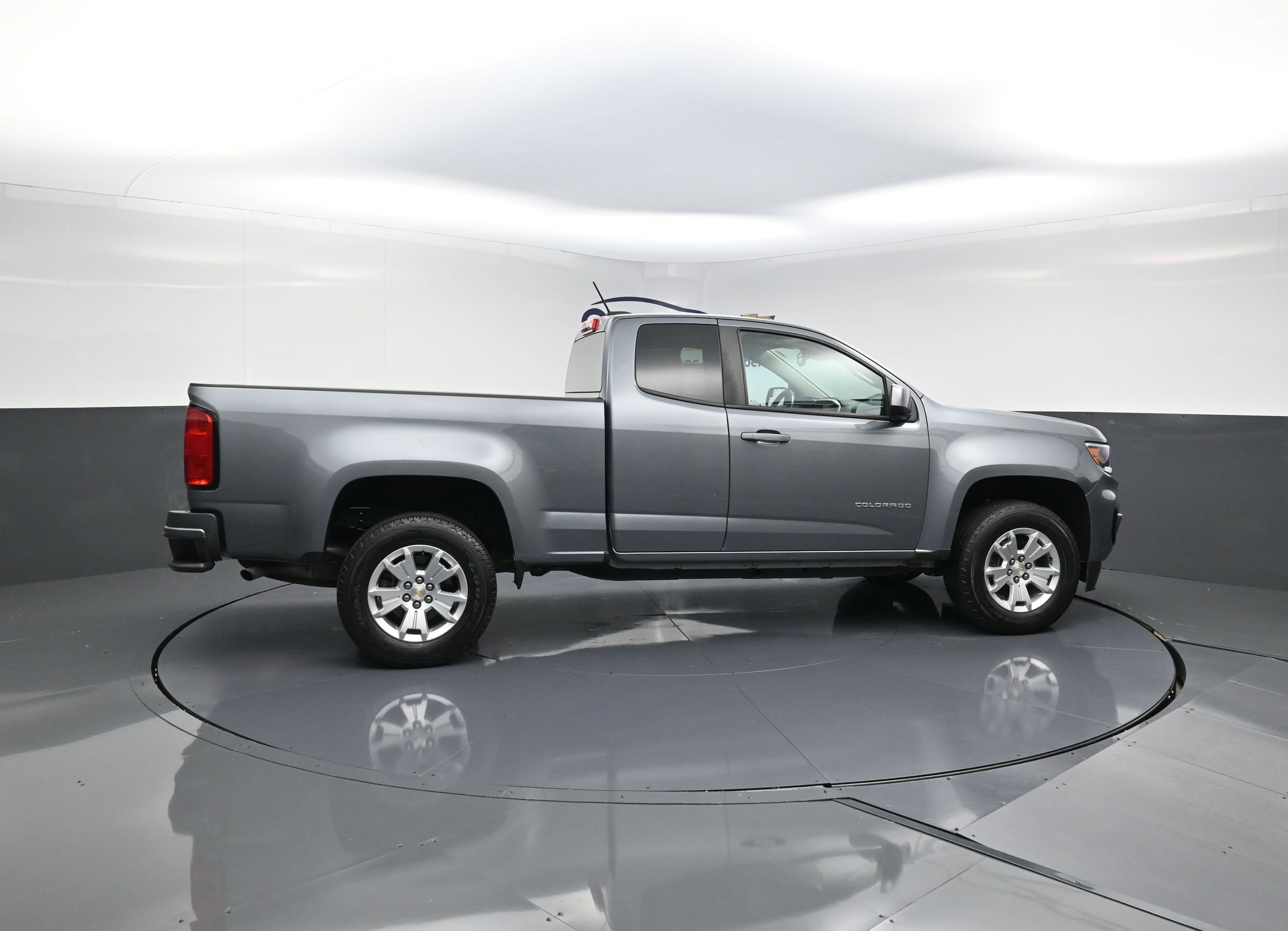 Used 2022 Chevrolet Colorado LT with VIN 1GCHSCEA7N1182555 for sale in Highland, IN