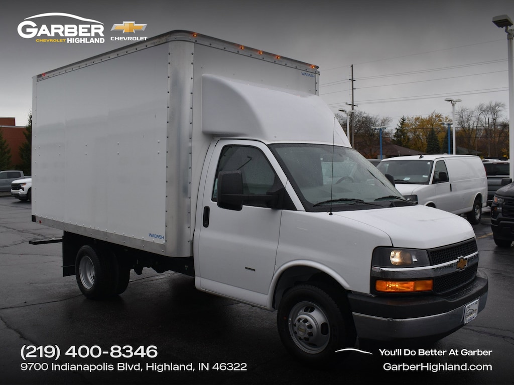 New 2024 Chevrolet Express Cutaway 3500 1WT Cutaway Van