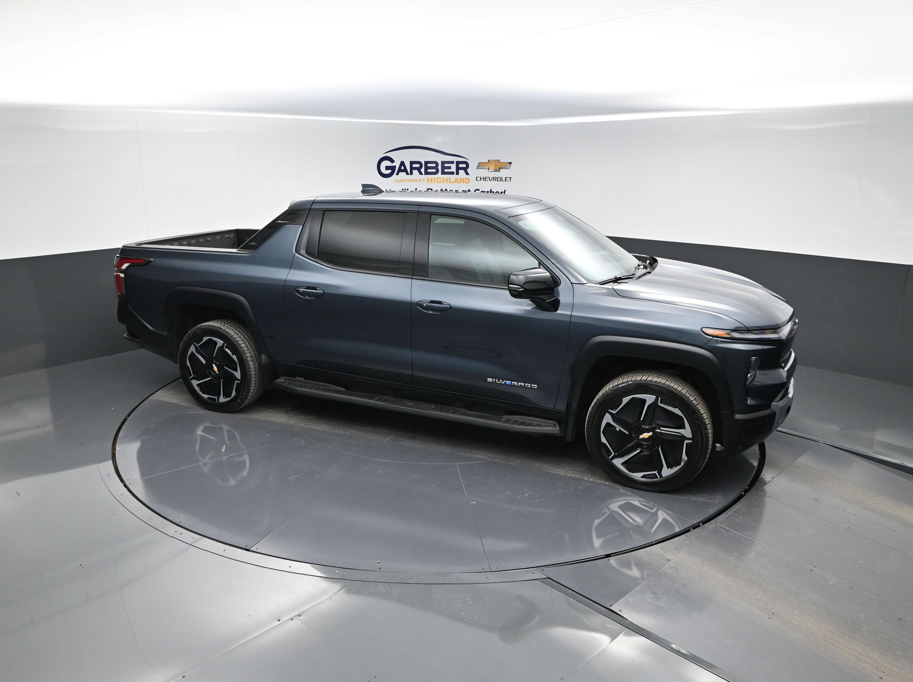 2026 Chevrolet Silverado EV LT - Photo 15