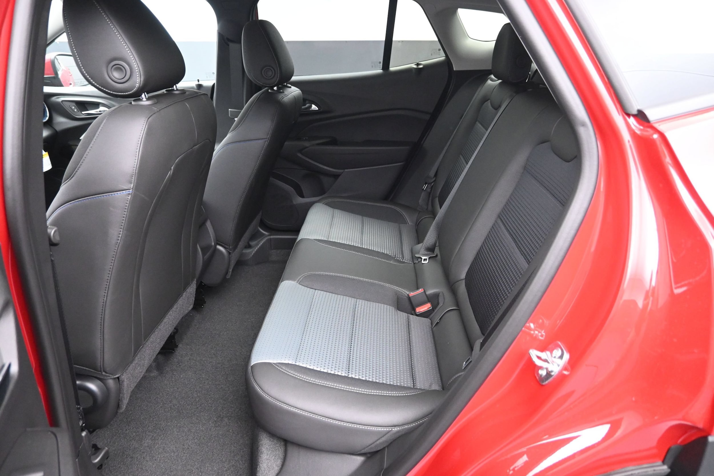 2026 Chevrolet Trax LT - Photo 43