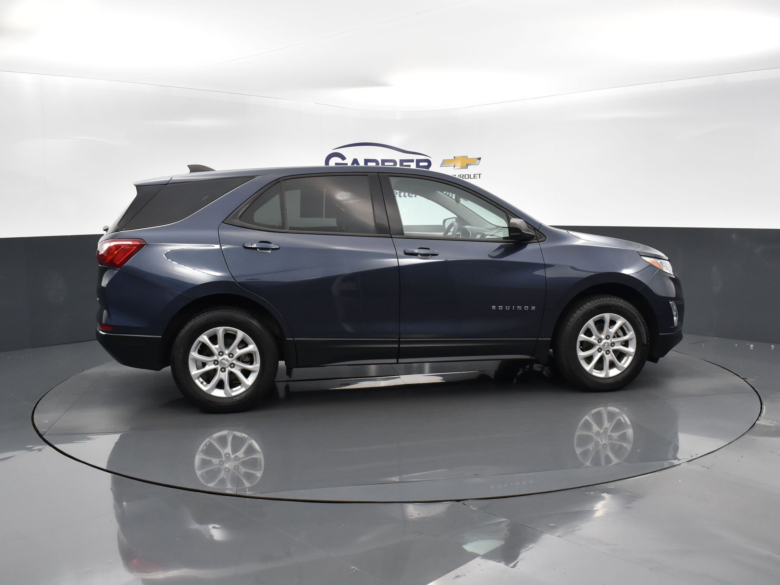 Used 2018 Chevrolet Equinox LS with VIN 3GNAXREV6JS614187 for sale in Highland, IN