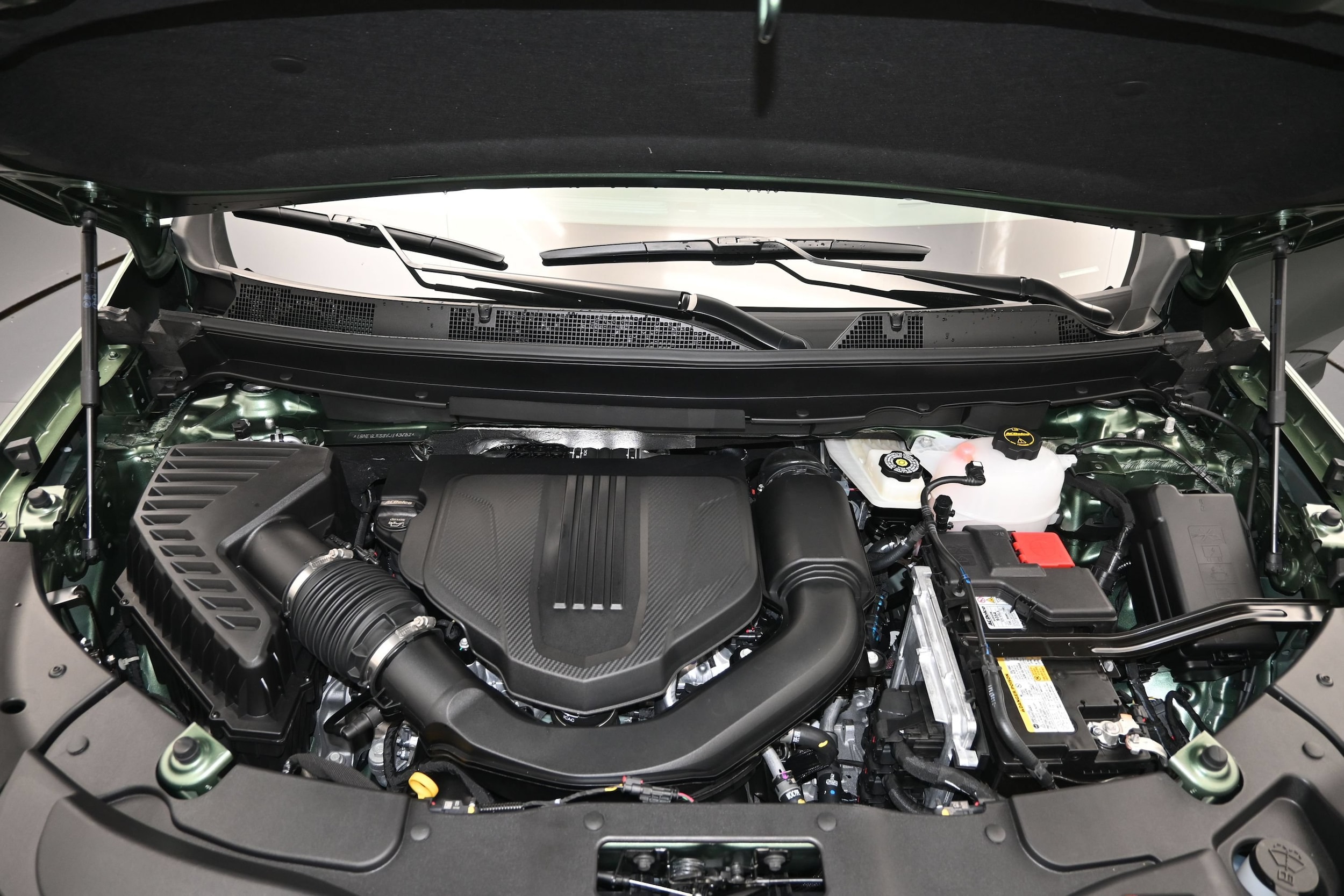 2027 Chevrolet Traverse RS - Photo 70