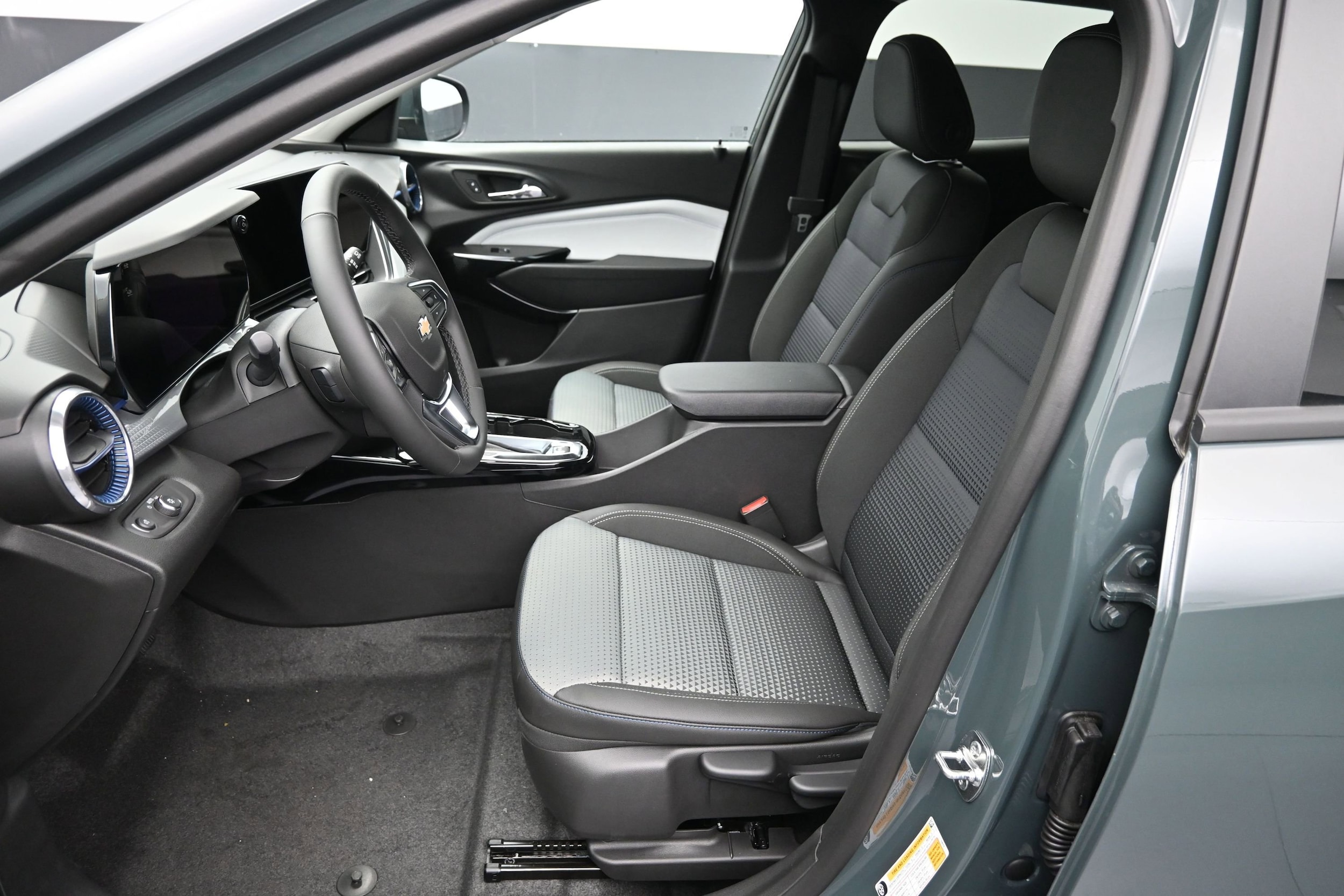 2026 Chevrolet Trax LT - Photo 19