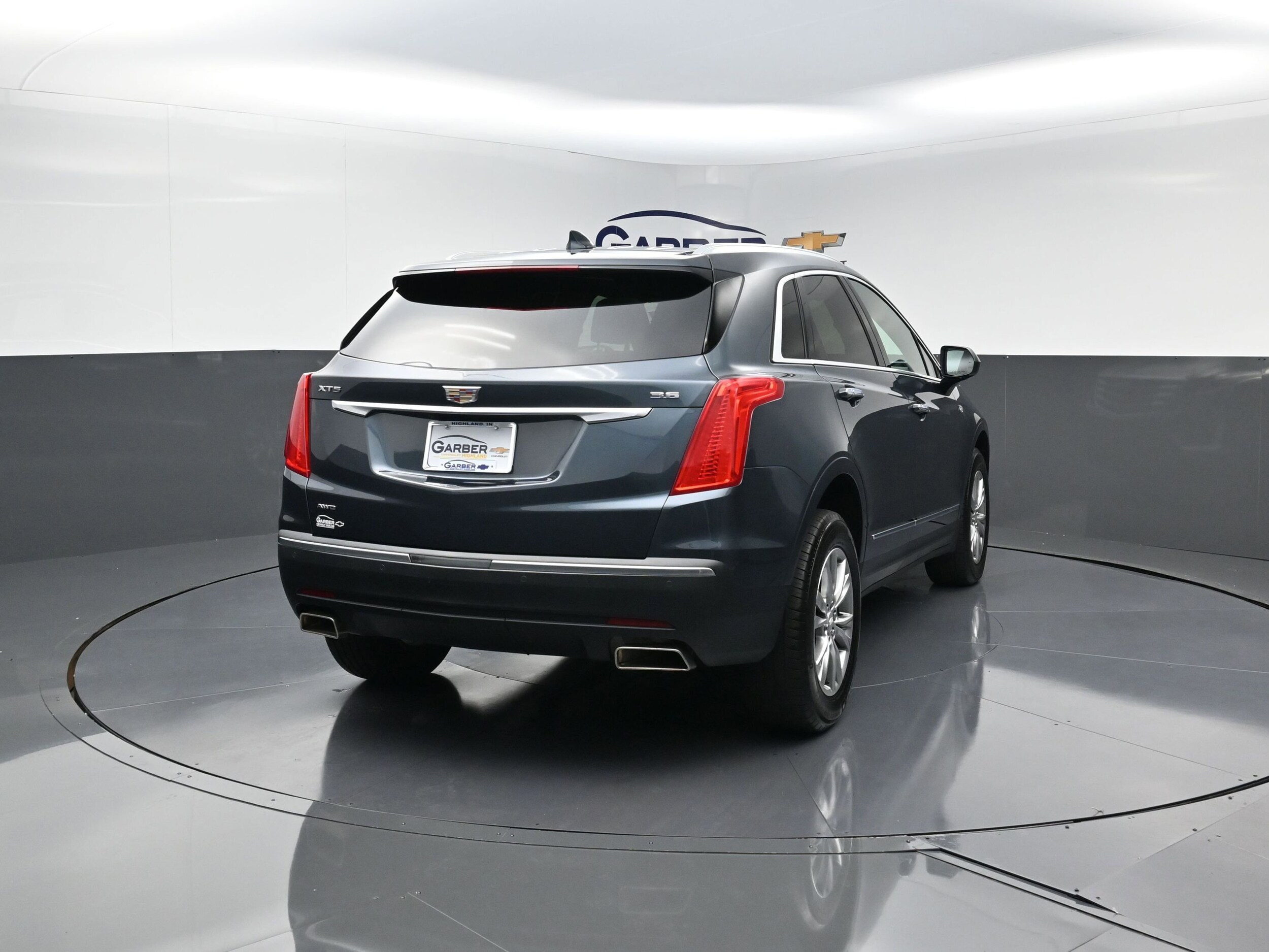 2019 Cadillac XT5 Luxury photo 3