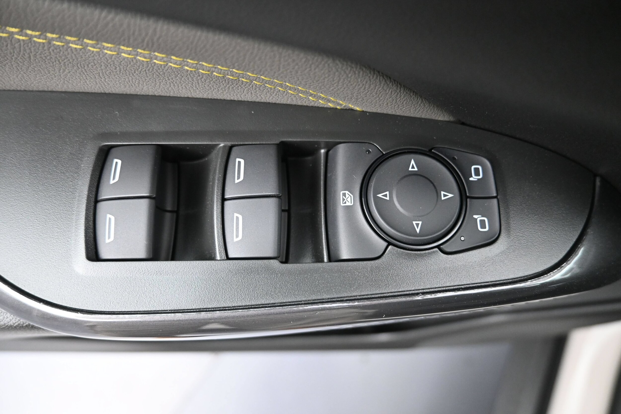 2026 Chevrolet Trax Activ - Photo 25