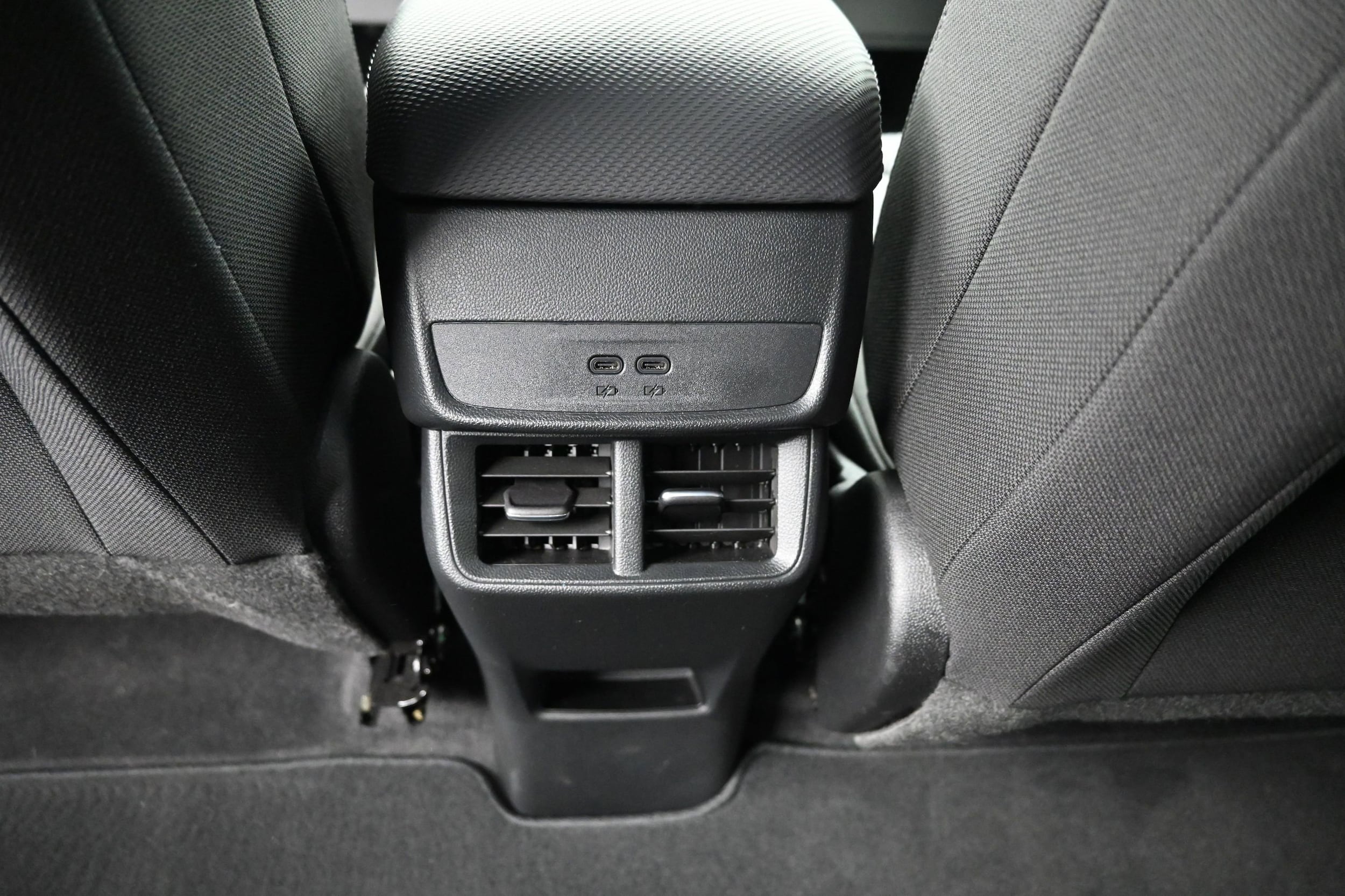 2026 Chevrolet Equinox LT - Photo 46