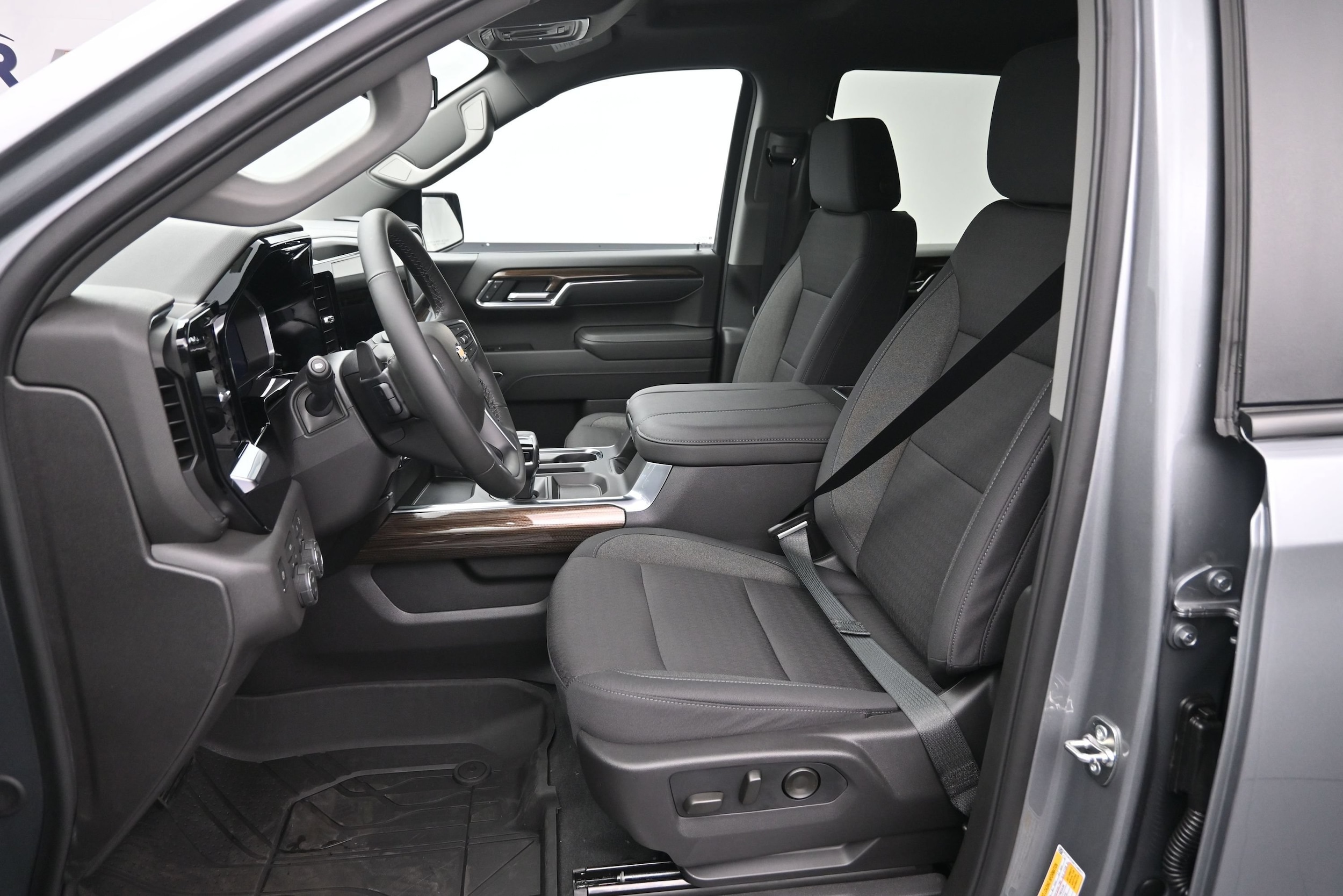 2026 Chevrolet Silverado 1500 LT - Photo 19