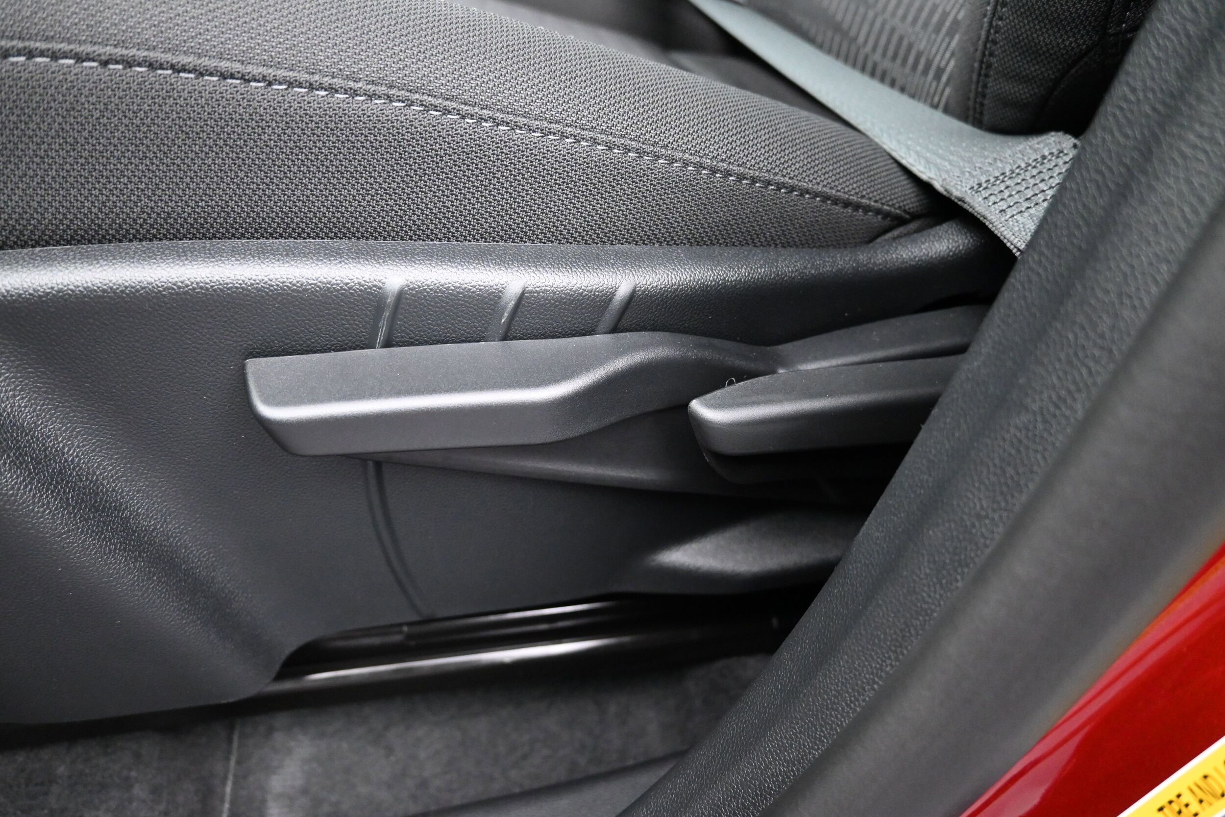 2026 Chevrolet Equinox LT - Photo 21