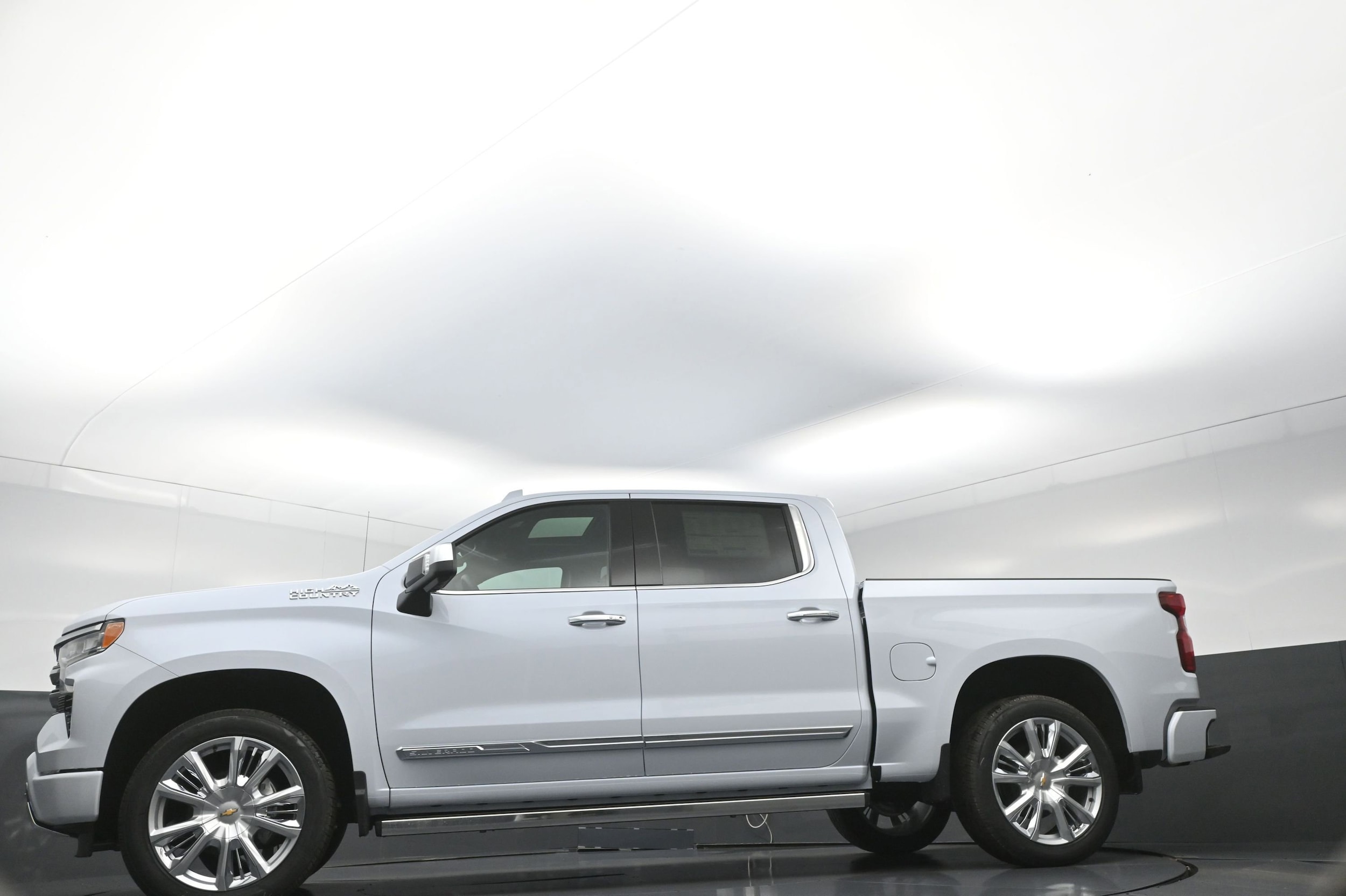 2026 Chevrolet Silverado 1500 High Country - Photo 11