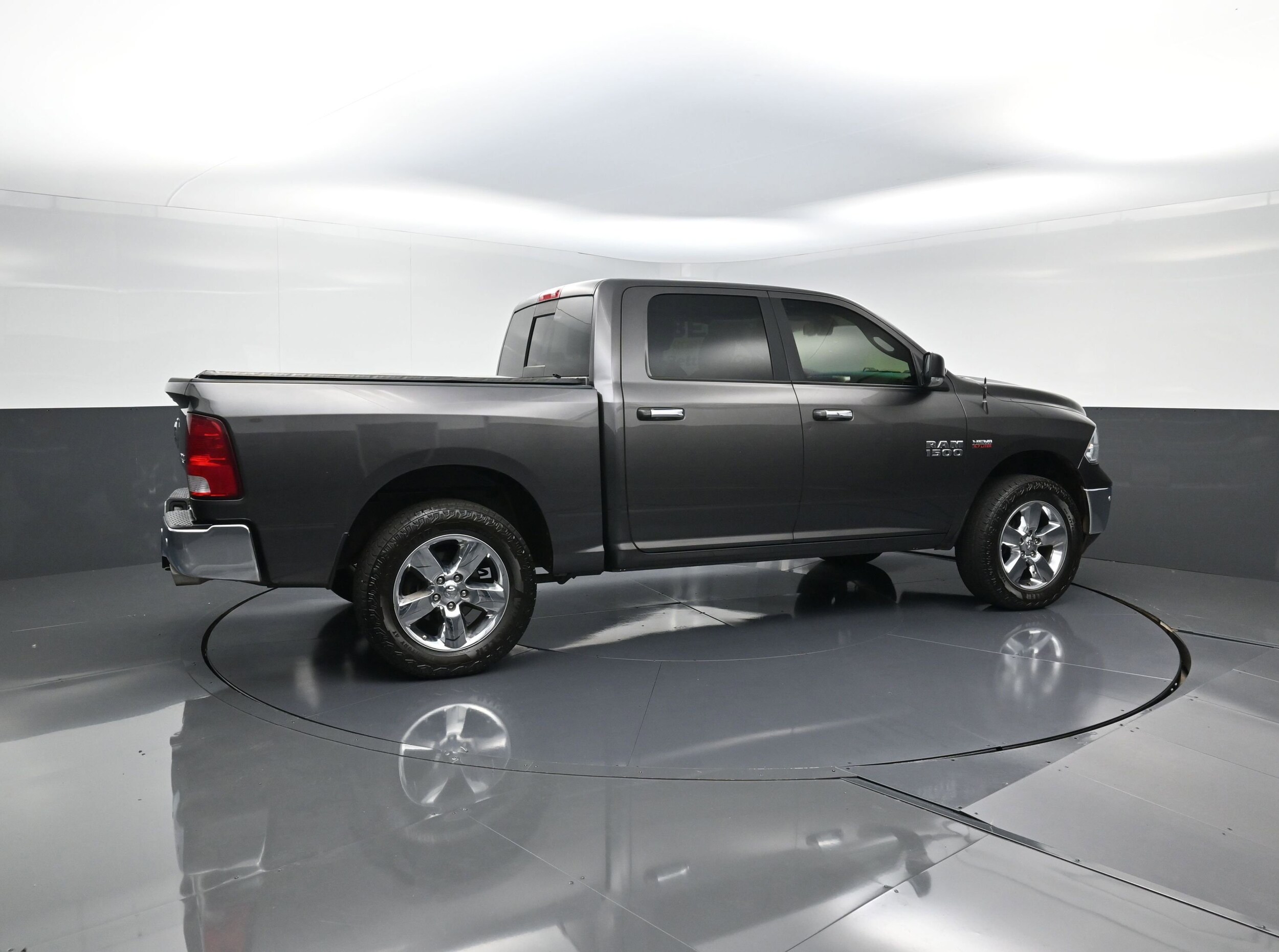 2018 Ram 1500 Big Horn photo 2