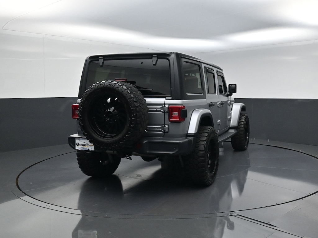 Used 2018 Jeep Wrangler Unlimited Sahara 4x4 SUV