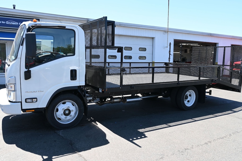 New 2025 Chevrolet Low Cab Forward 4500 HG 2WD Reg Cab 150 Truck