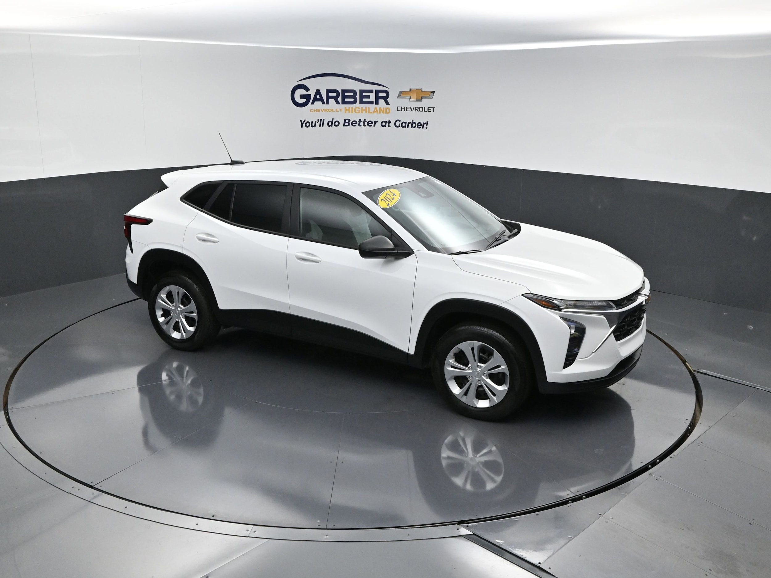 2024 Chevrolet Trax LS - Photo 15