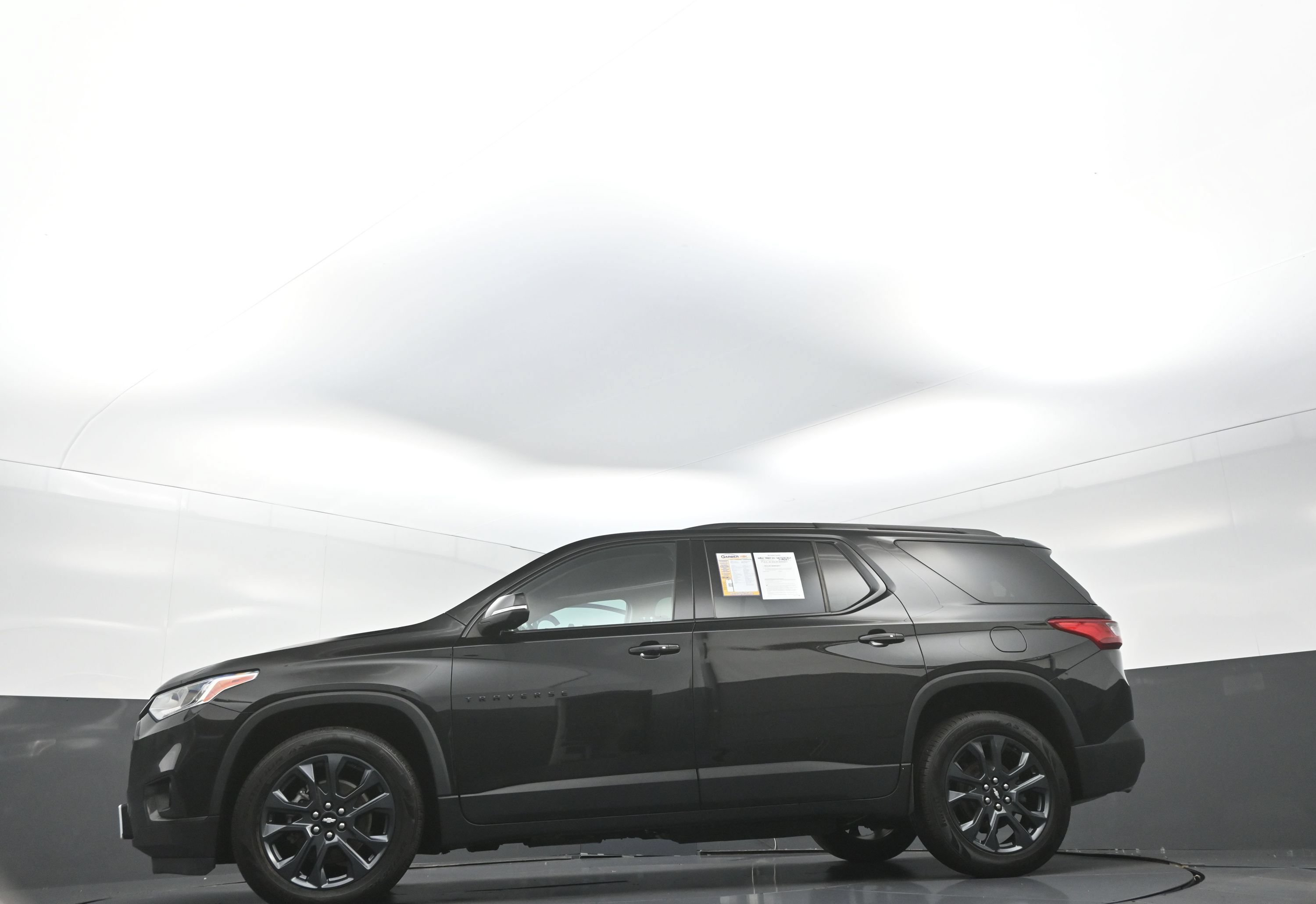 2021 Chevrolet Traverse RS - Photo 11