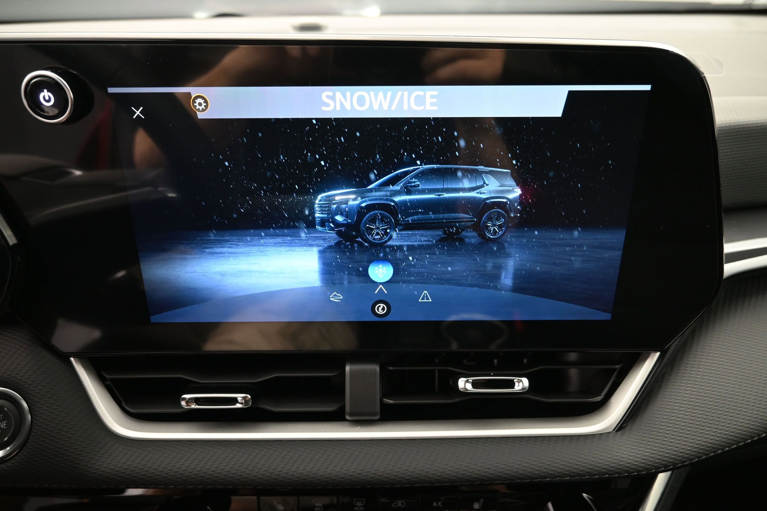 2026 Chevrolet Equinox LT - Photo 37