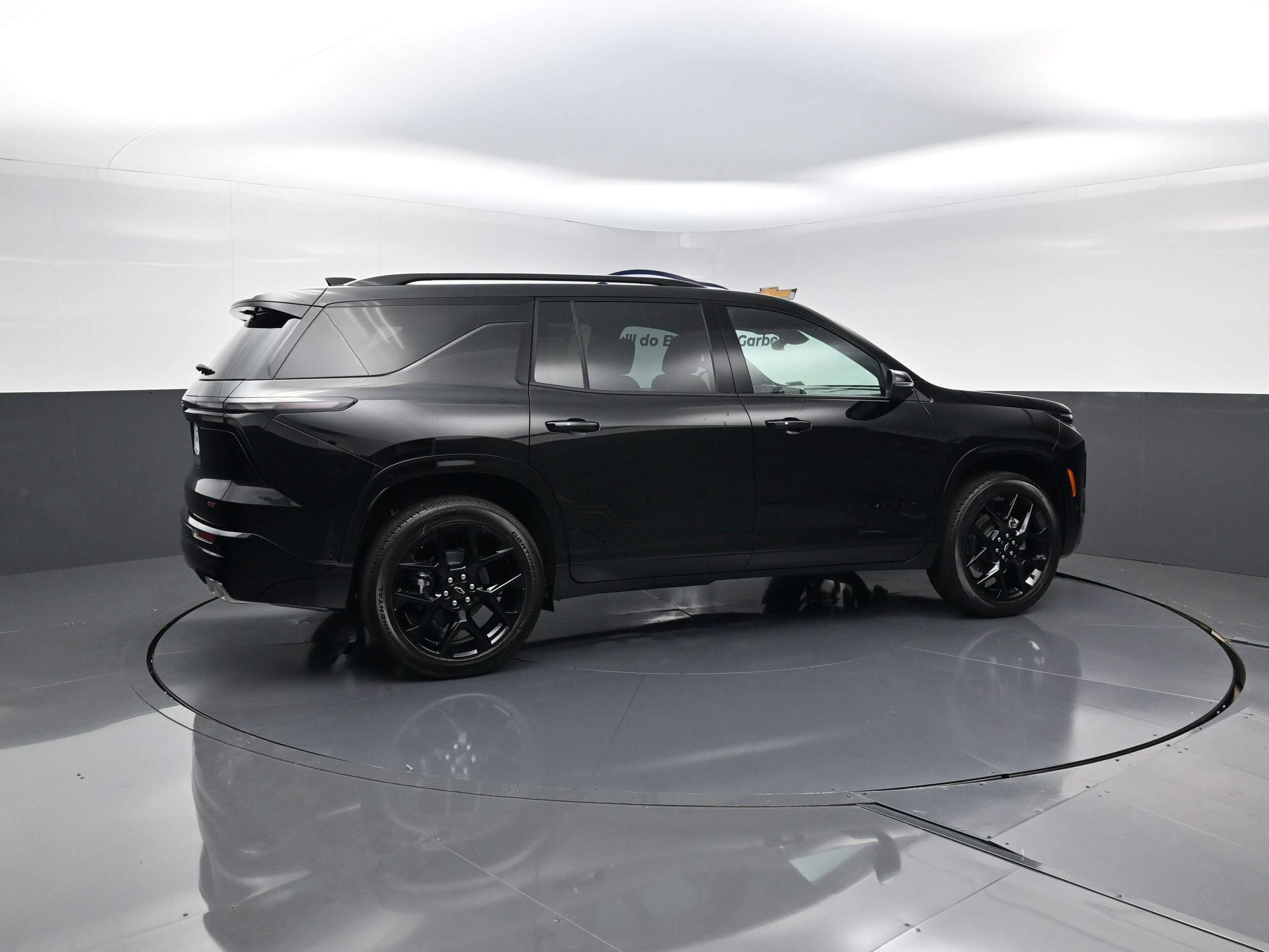 2026 Chevrolet Traverse RS photo 2