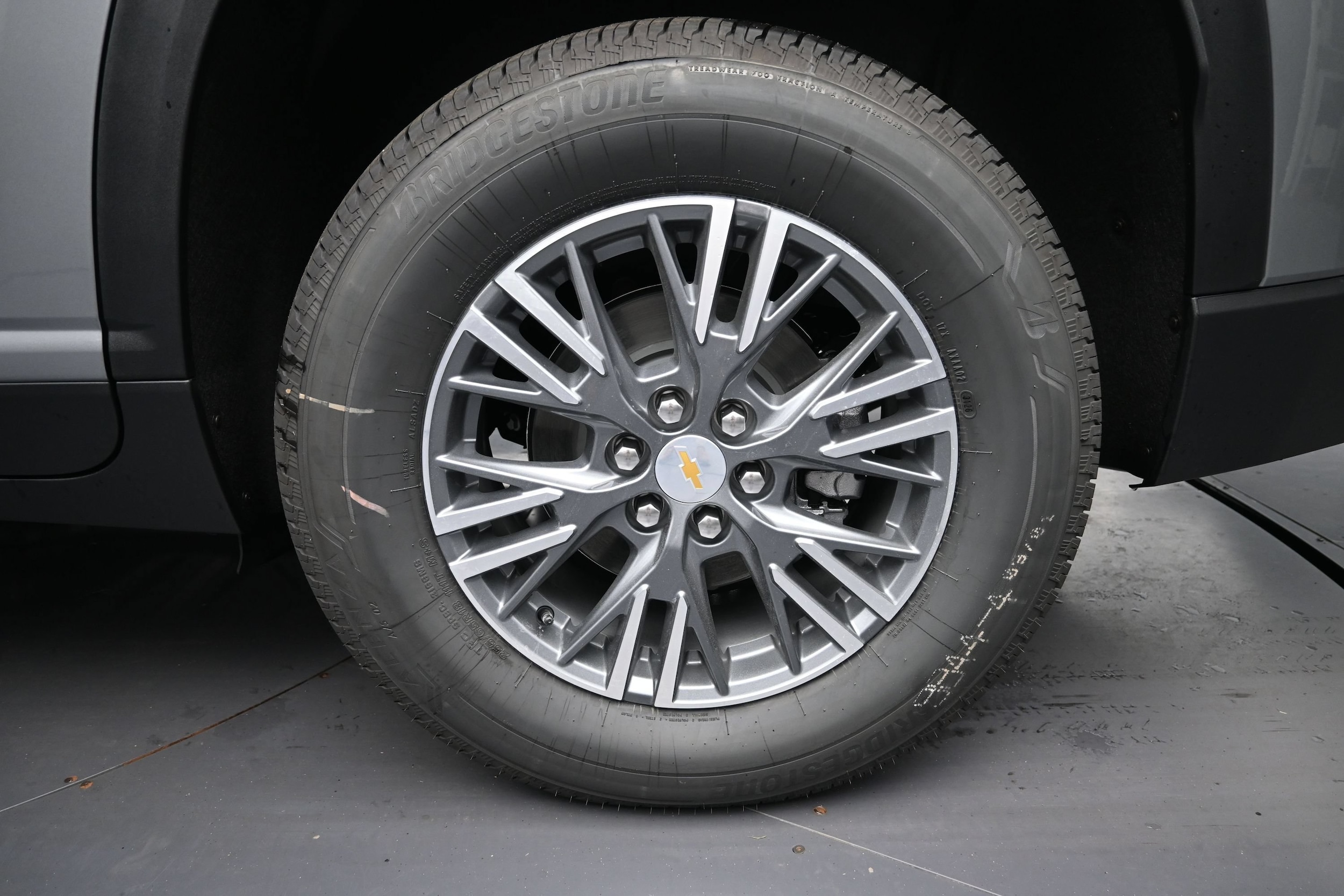 2027 Chevrolet Traverse LT - Photo 55