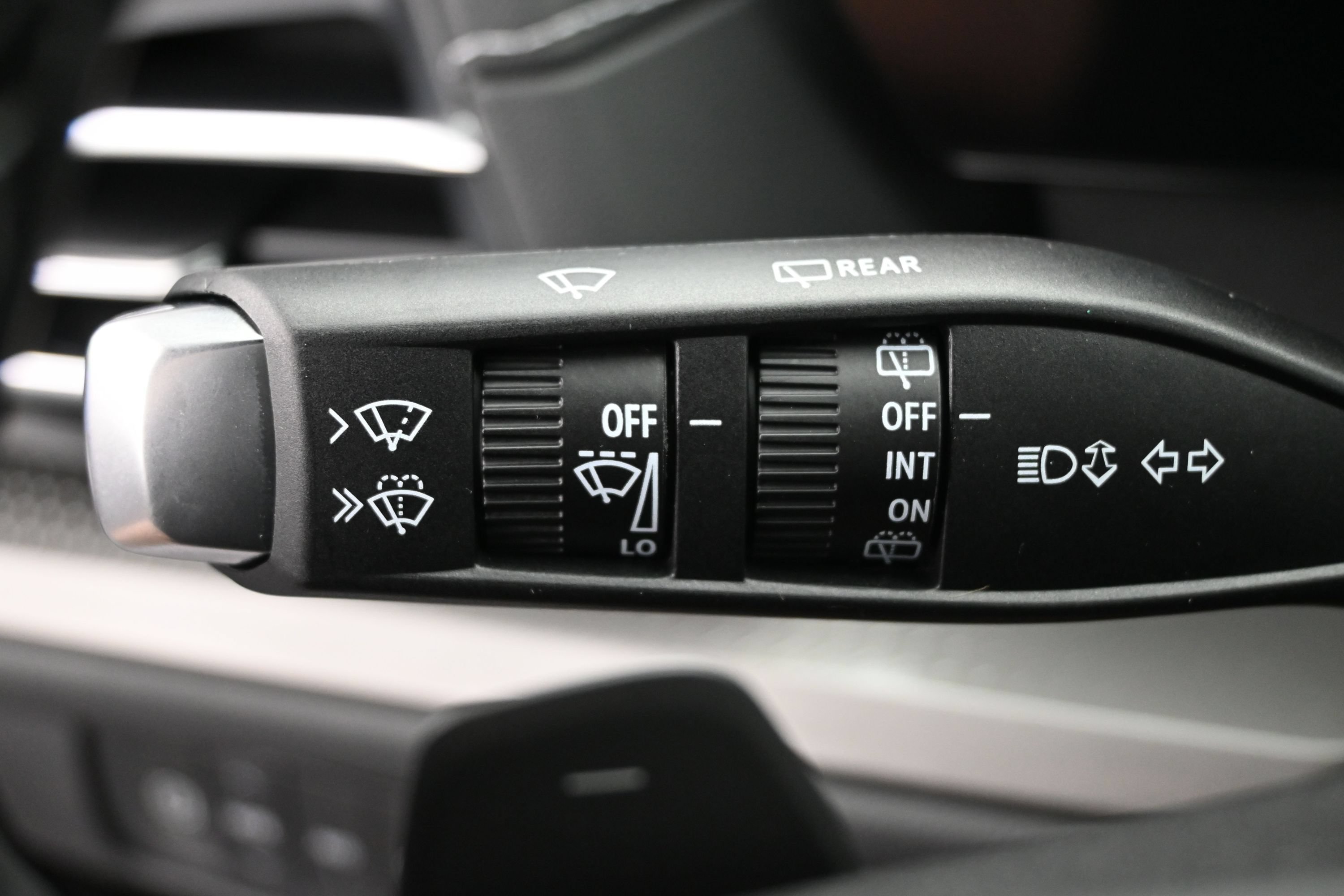 2027 Chevrolet Traverse LT - Photo 26