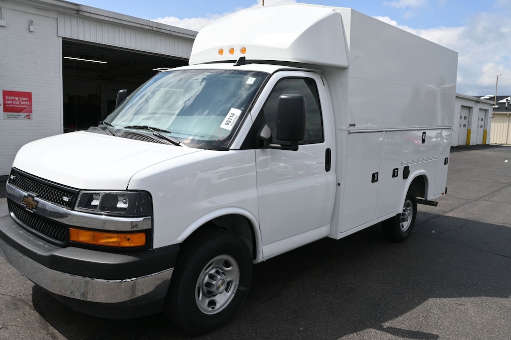 New 2025 Chevrolet Express Cutaway 3500 1WT Cutaway Van