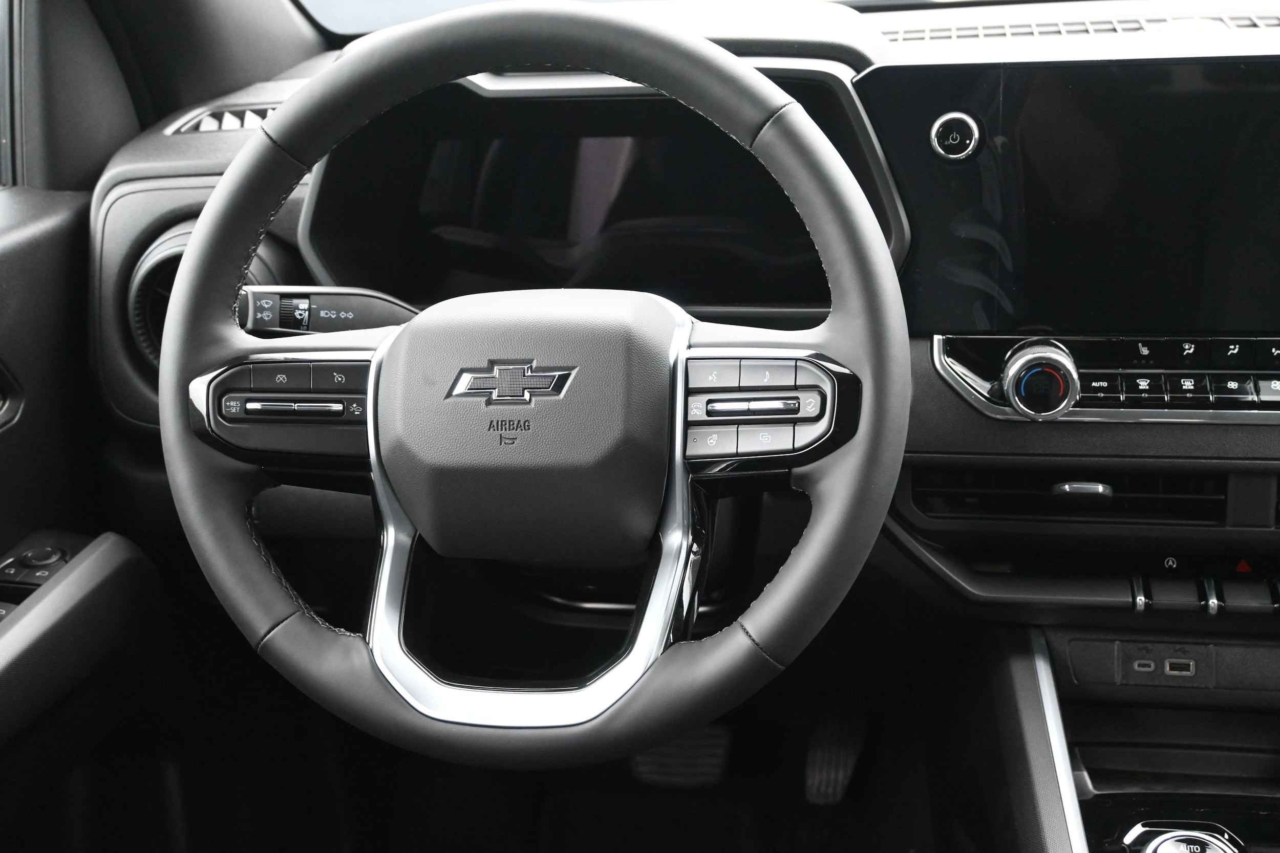 2026 Chevrolet Colorado Trail Boss - Photo 17