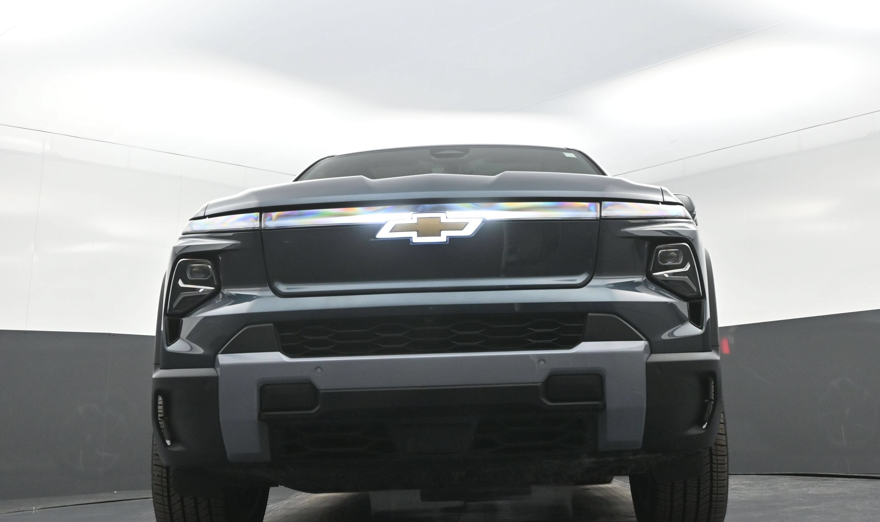 2026 Chevrolet Silverado EV LT - Photo 10