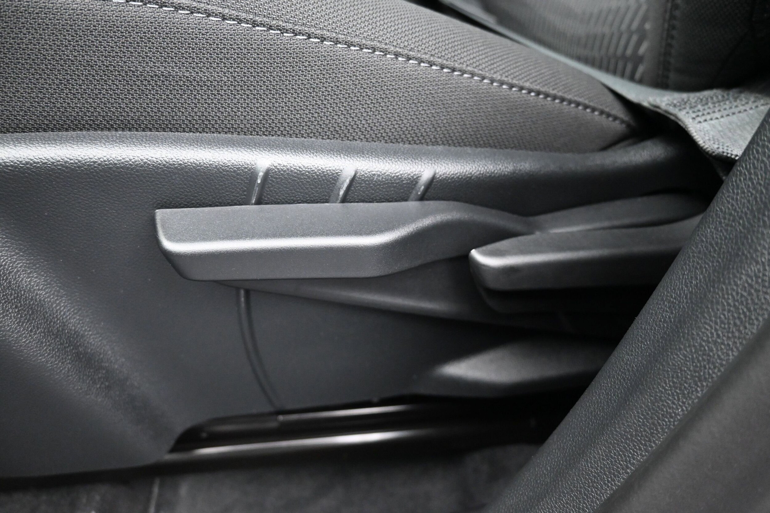 2026 Chevrolet Equinox LT - Photo 21