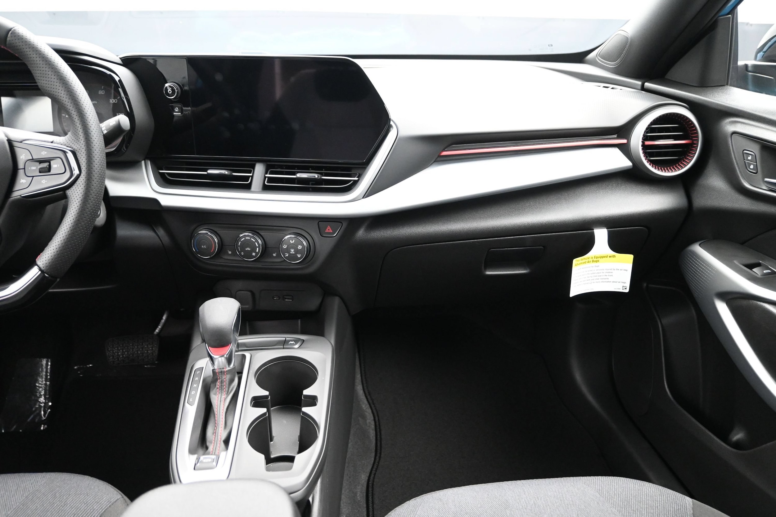 2026 Chevrolet Trax RS - Photo 18