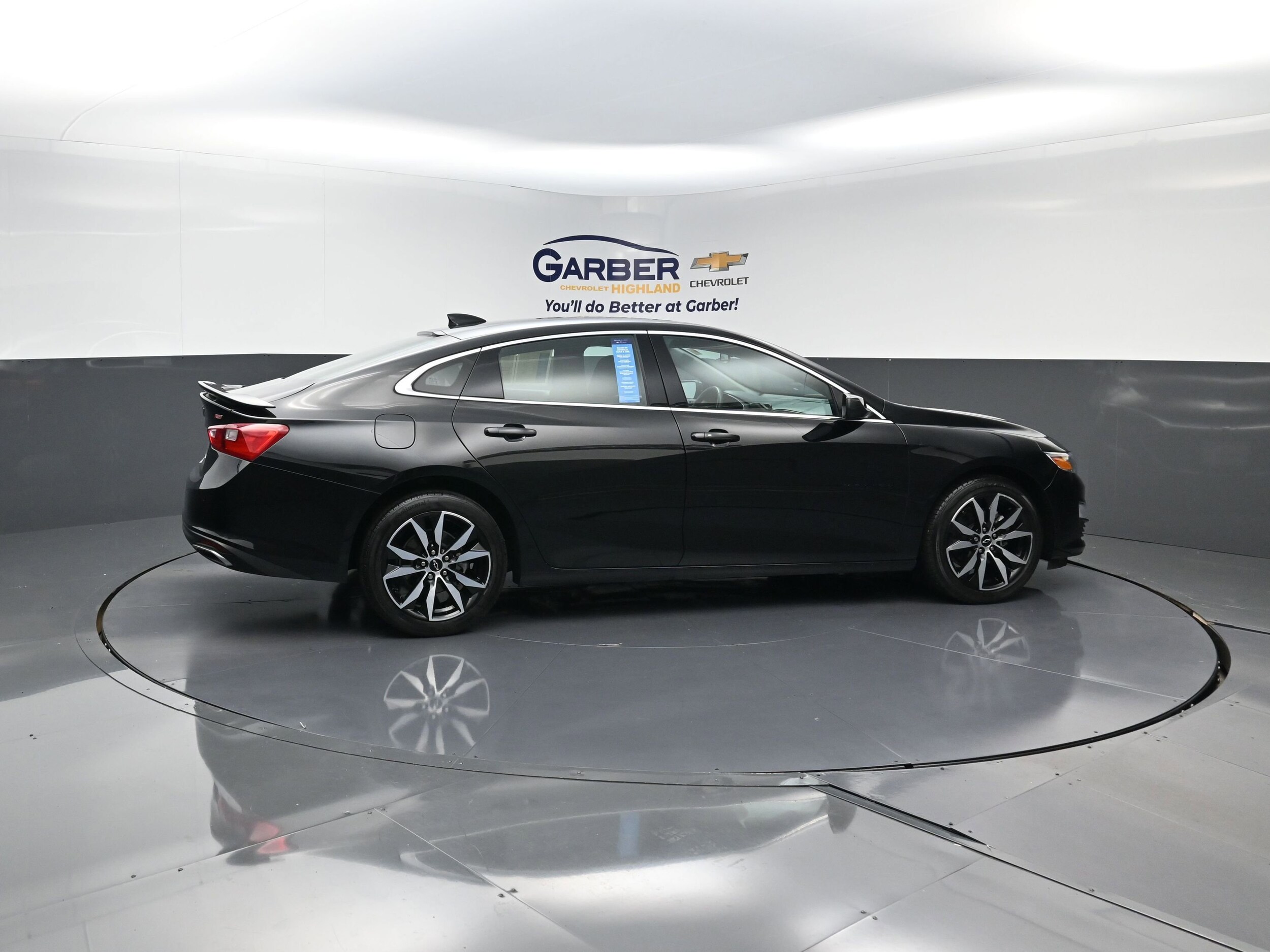 2024 Chevrolet Malibu RS photo 2