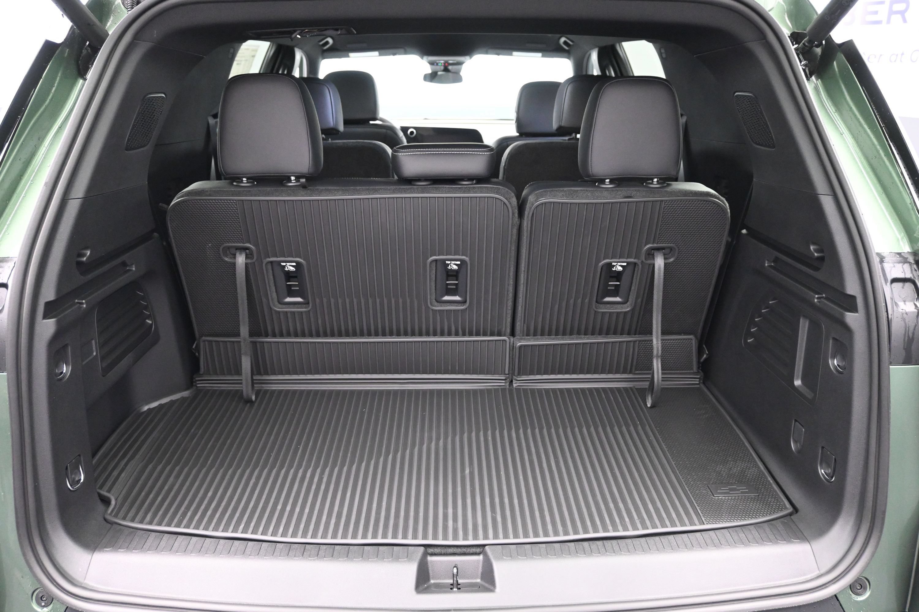 2027 Chevrolet Traverse LT - Photo 52