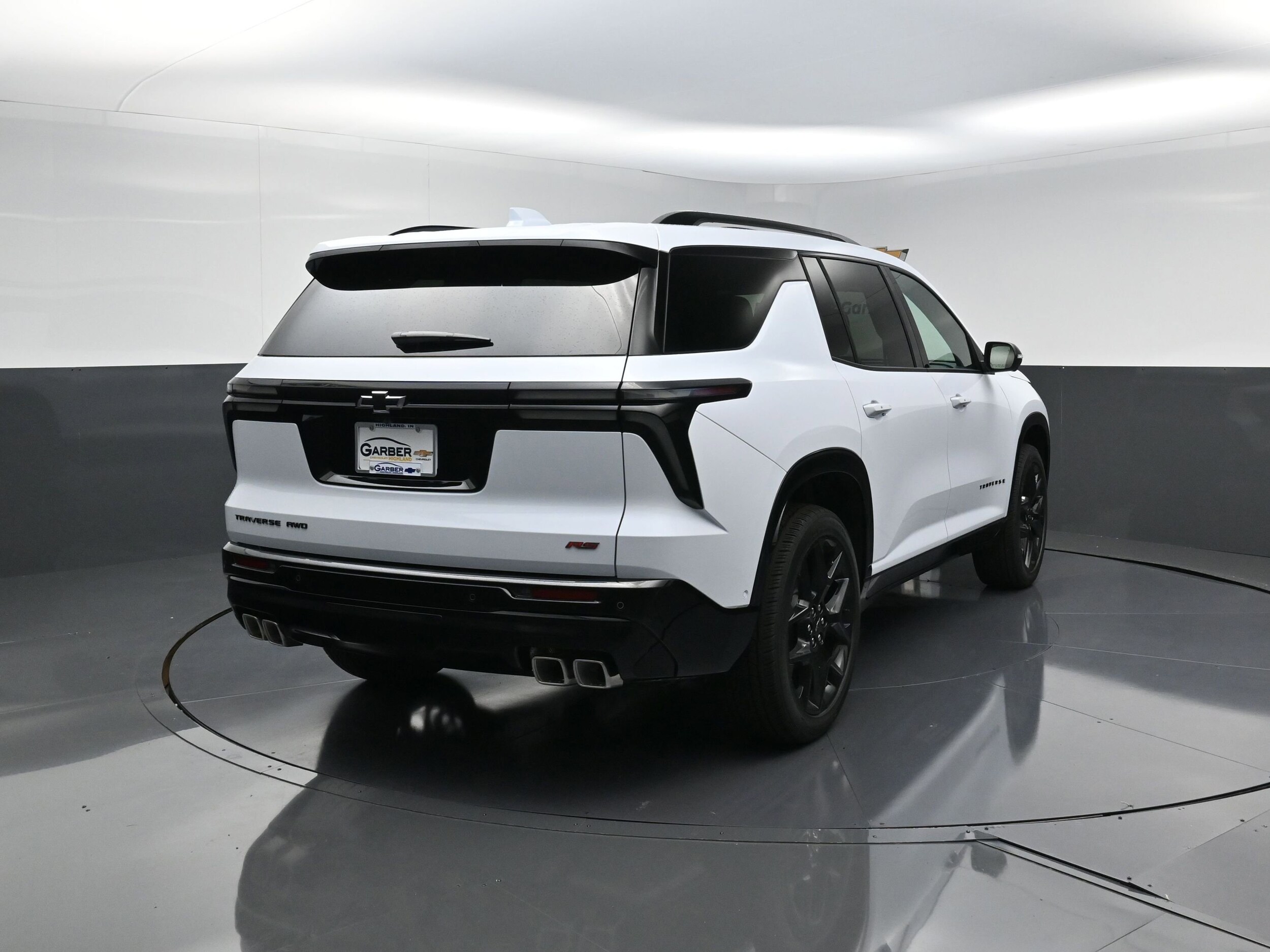 2026 Chevrolet Traverse RS photo 3
