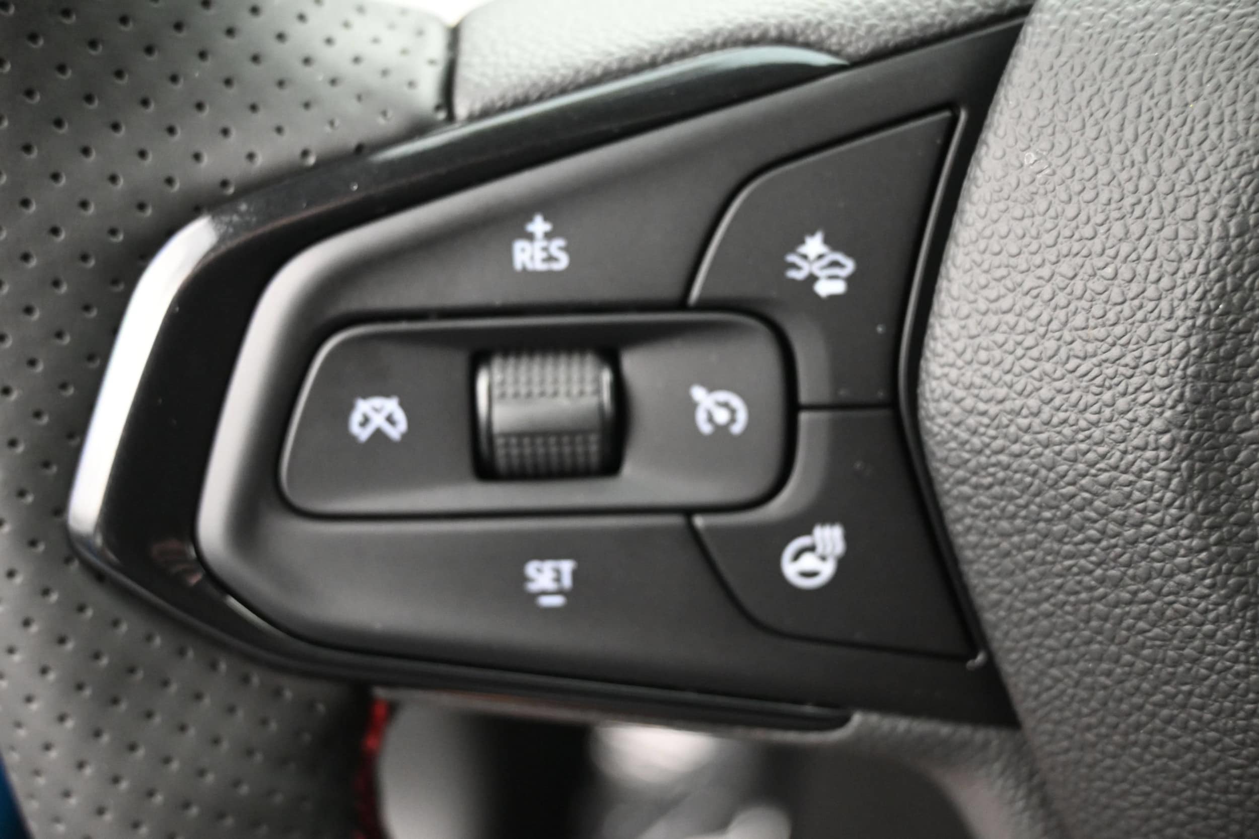 2026 Chevrolet Trax RS - Photo 25