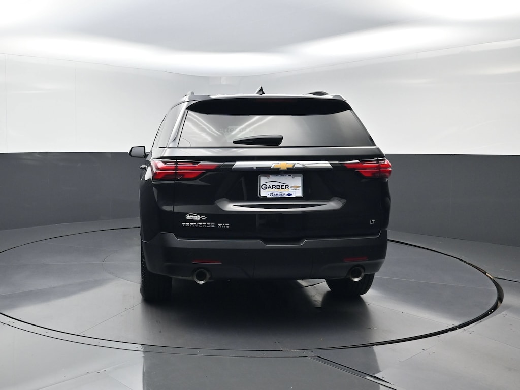Used 2022 Chevrolet Traverse LT Leather SUV