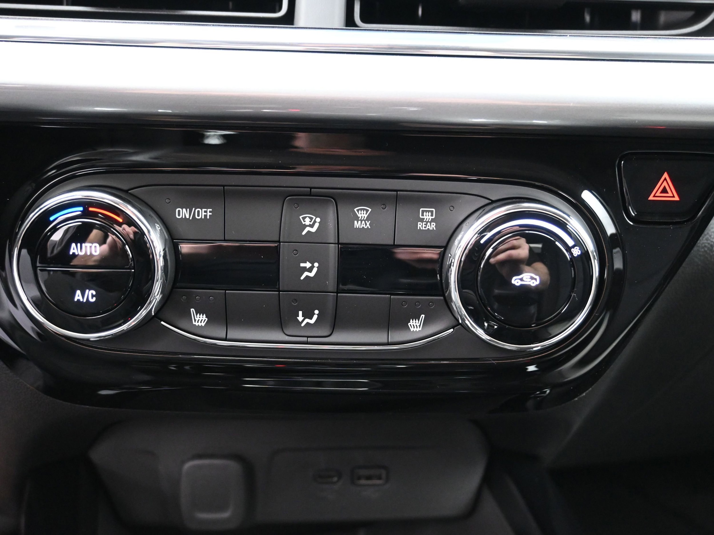 2026 Chevrolet Trax LT - Photo 37