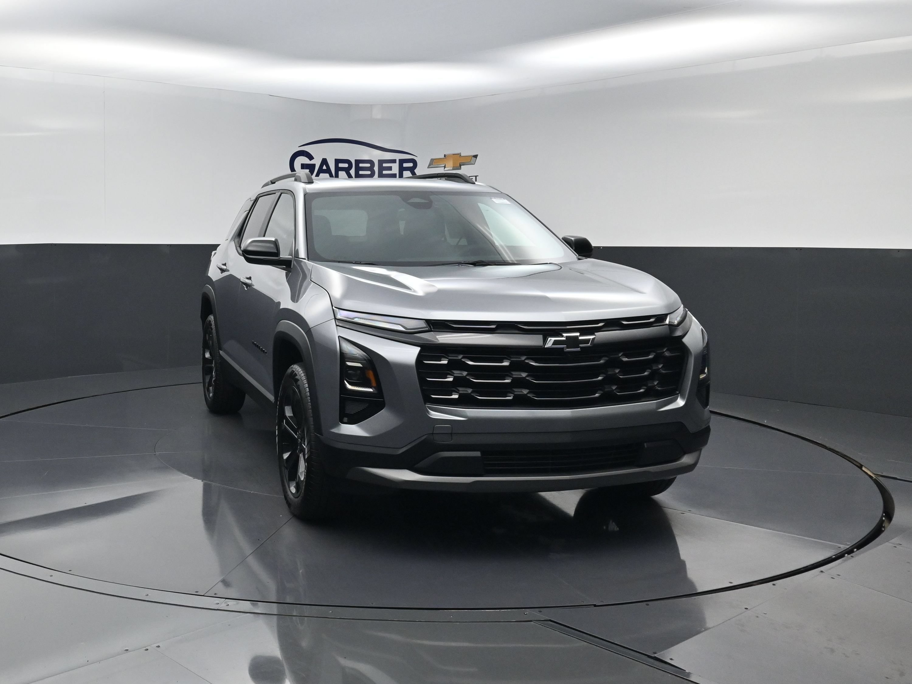 2027 Chevrolet Equinox LT - Photo 7