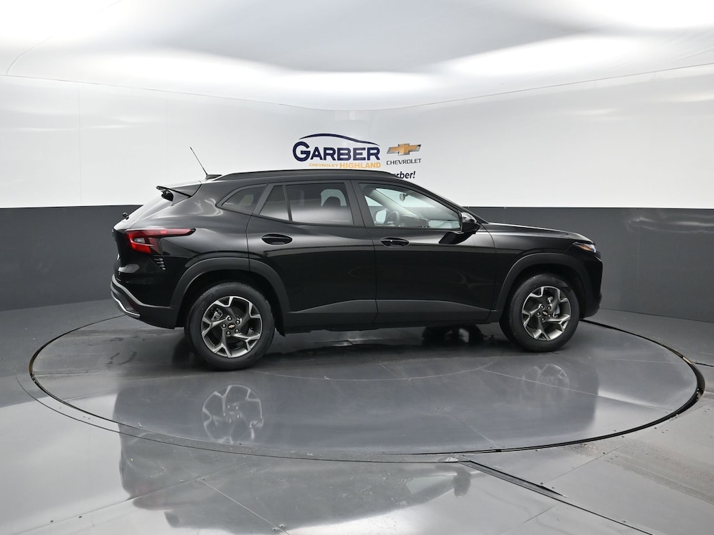 New 2026 Chevrolet Trax LT SUV