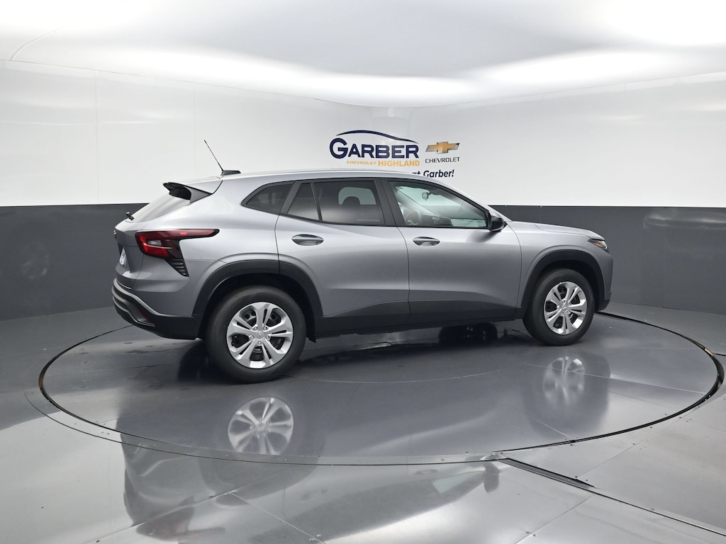New 2026 Chevrolet Trax LS SUV