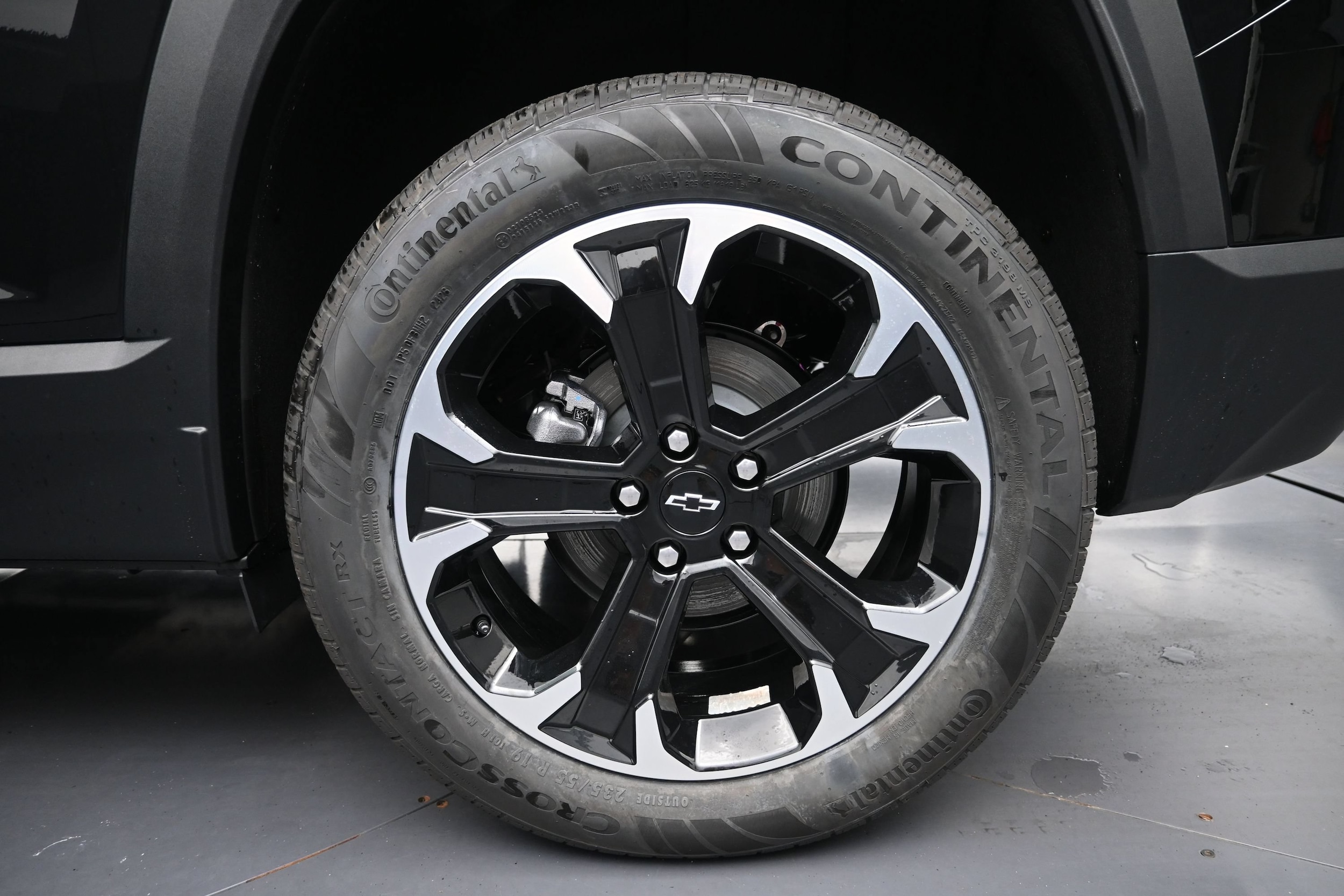 2027 Chevrolet Equinox LT - Photo 53