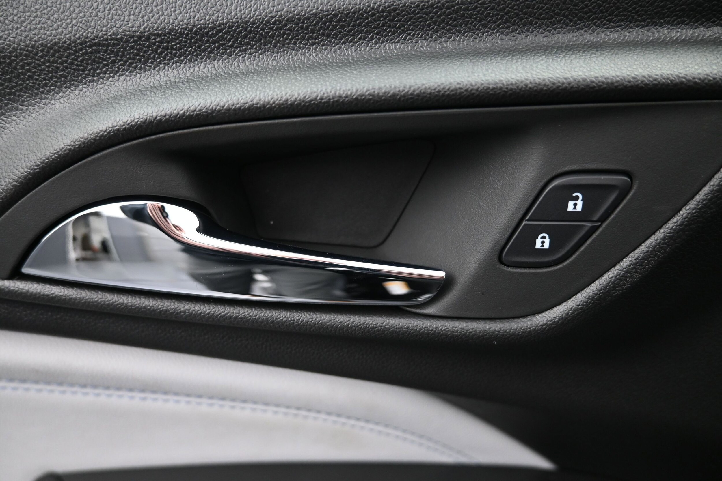 2026 Chevrolet Trax LT - Photo 23