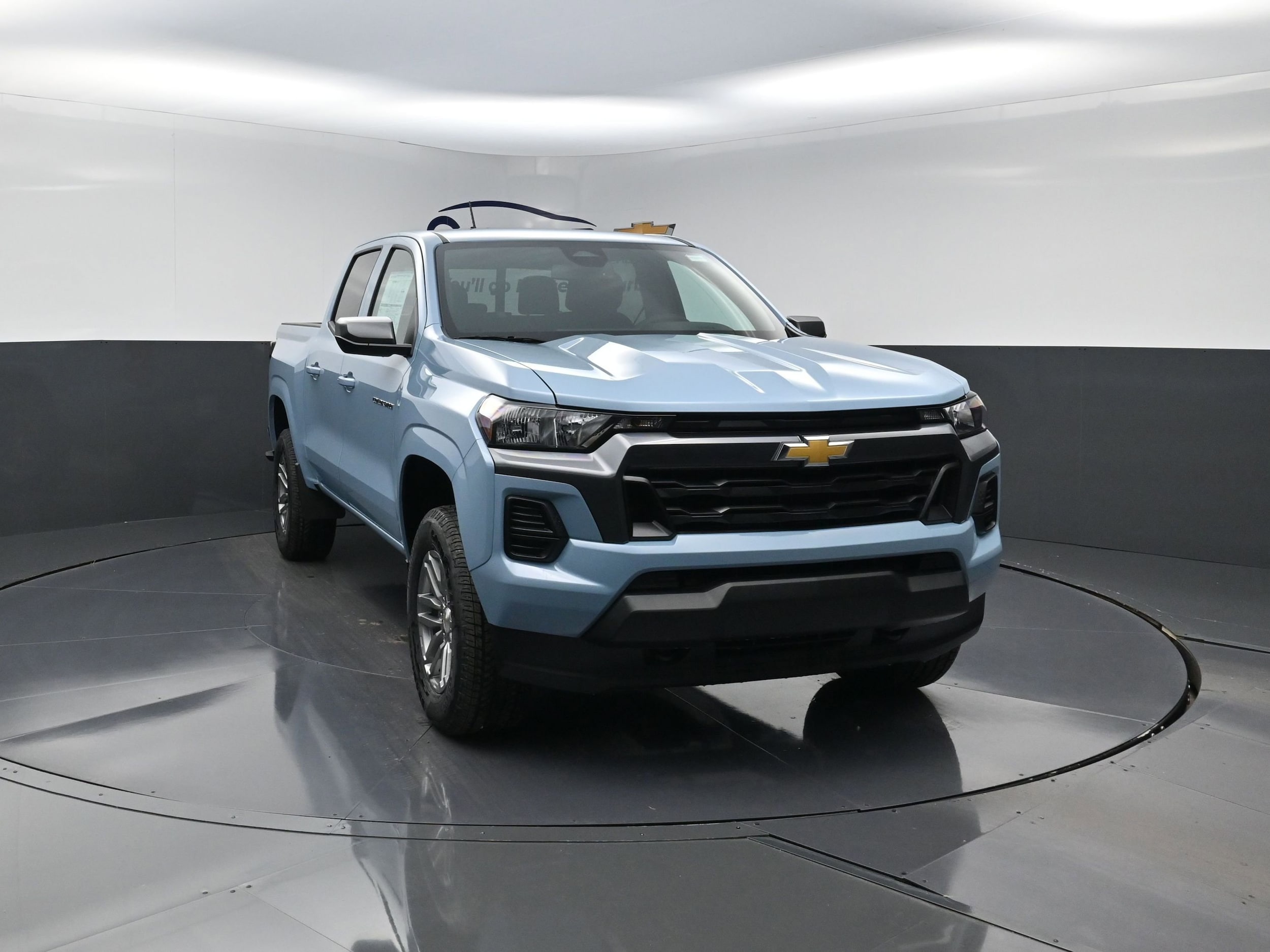 2026 Chevrolet Colorado LT - Photo 8