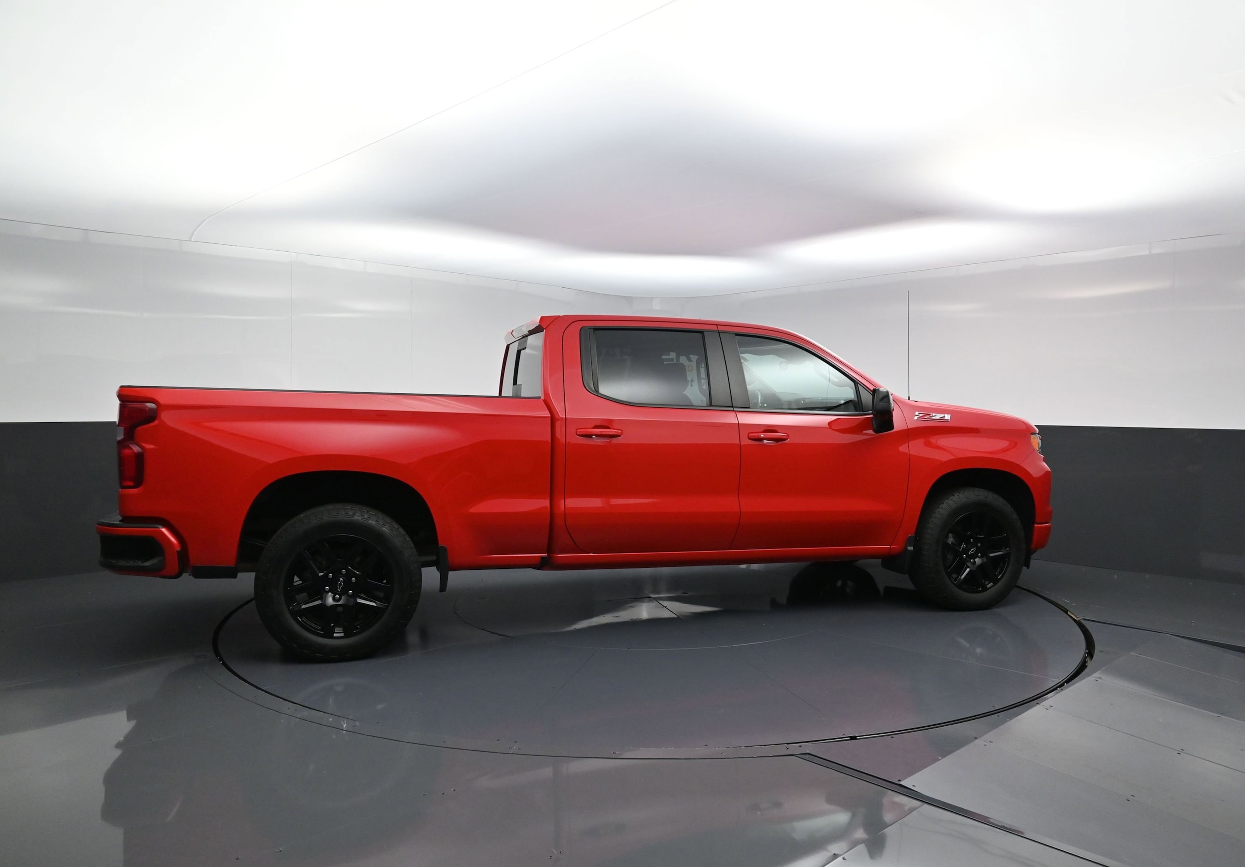 Certified 2022 Chevrolet Silverado 1500 RST with VIN 1GCUDEED0NZ582666 for sale in Highland, IN
