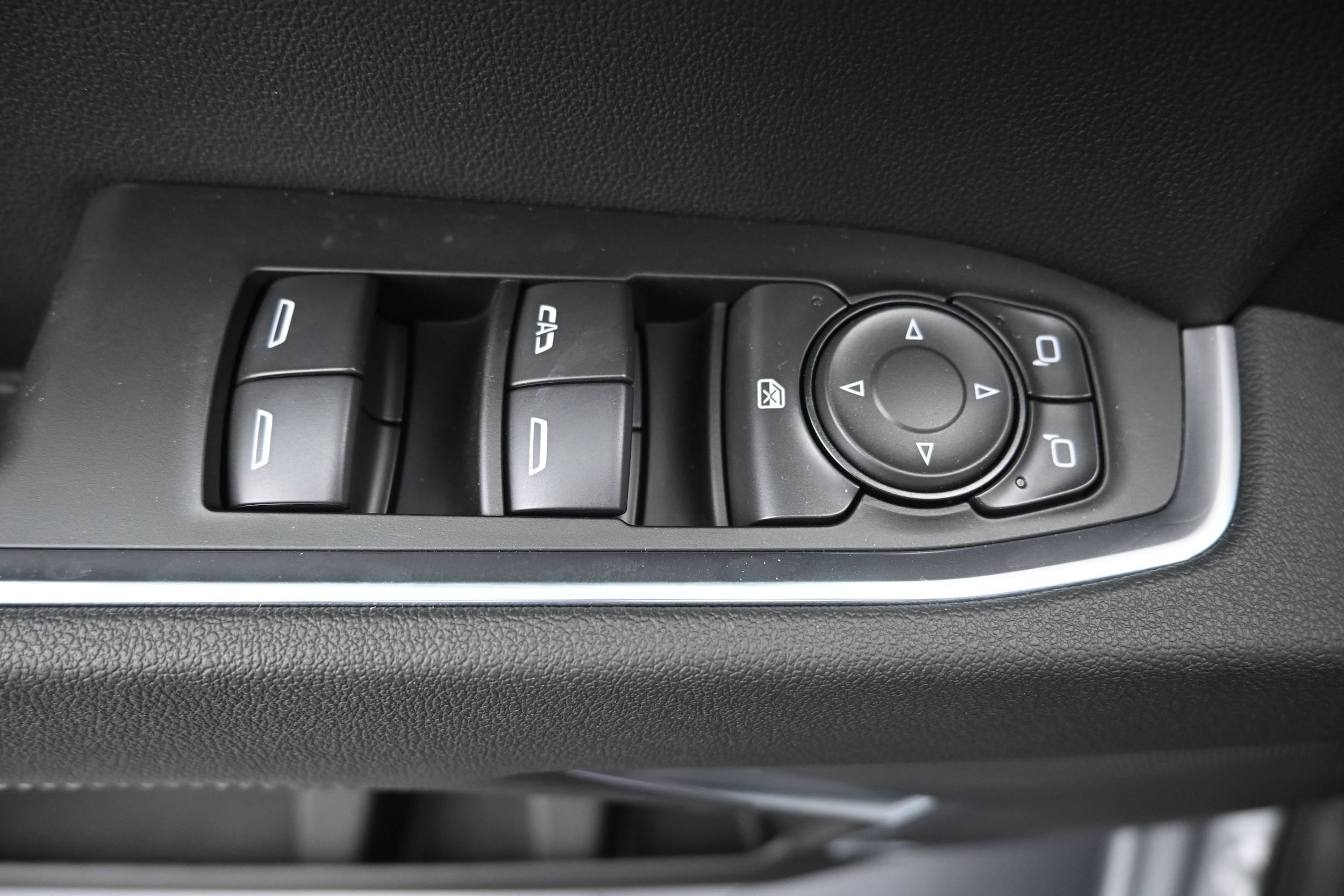 2026 Chevrolet Silverado 1500 LT - Photo 23
