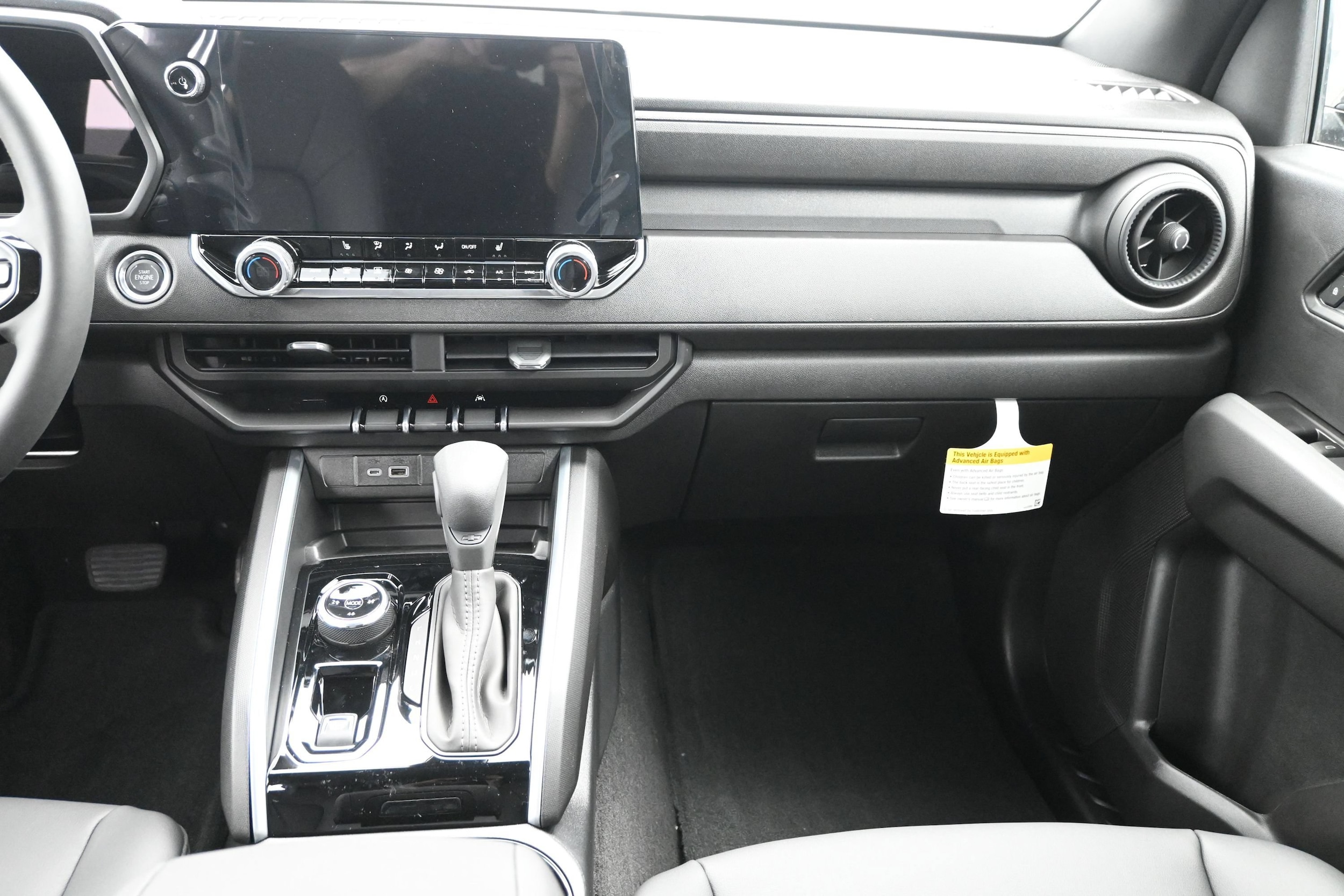 2026 Chevrolet Colorado Trail Boss - Photo 18
