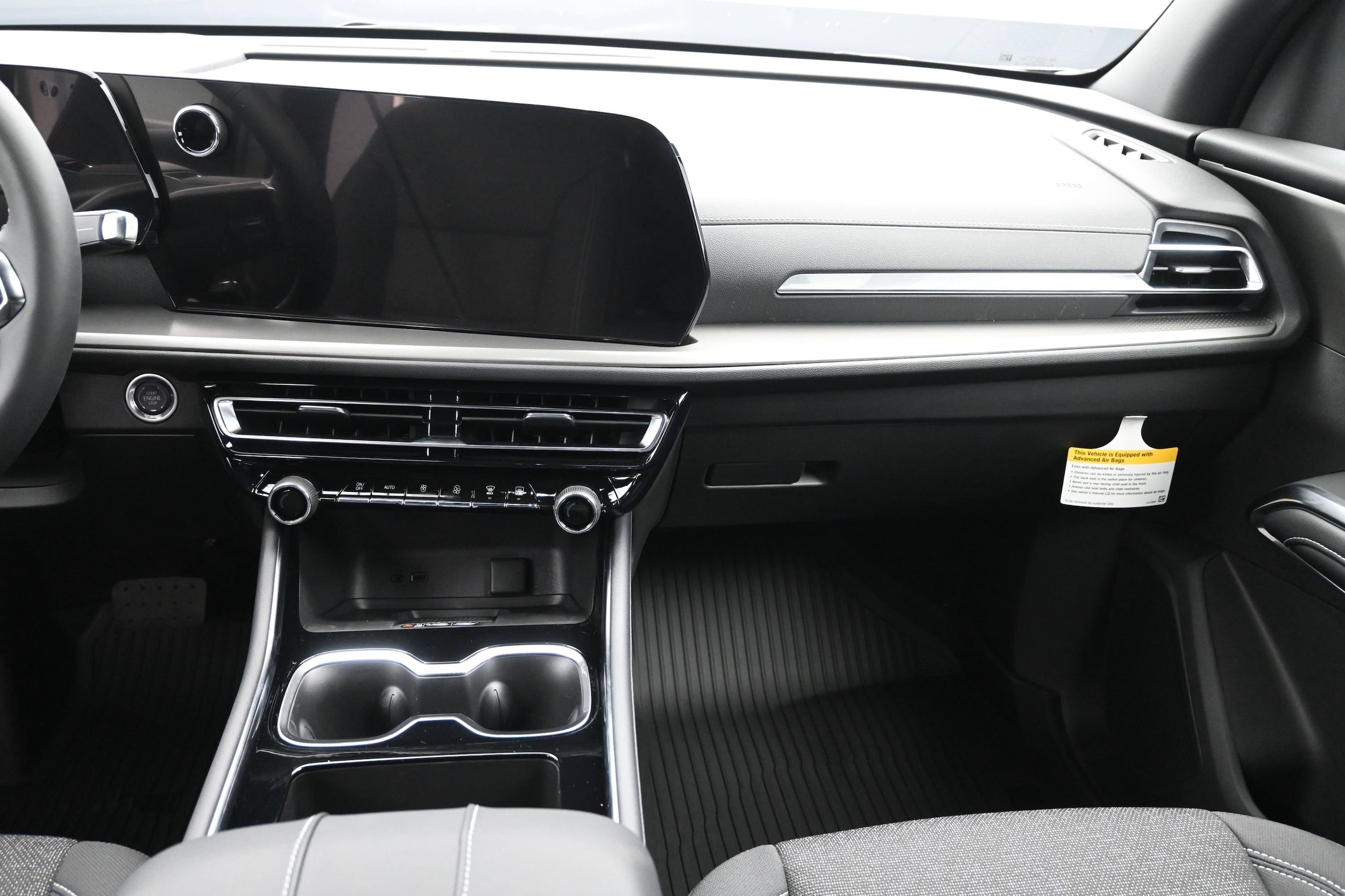 2027 Chevrolet Traverse LT - Photo 18