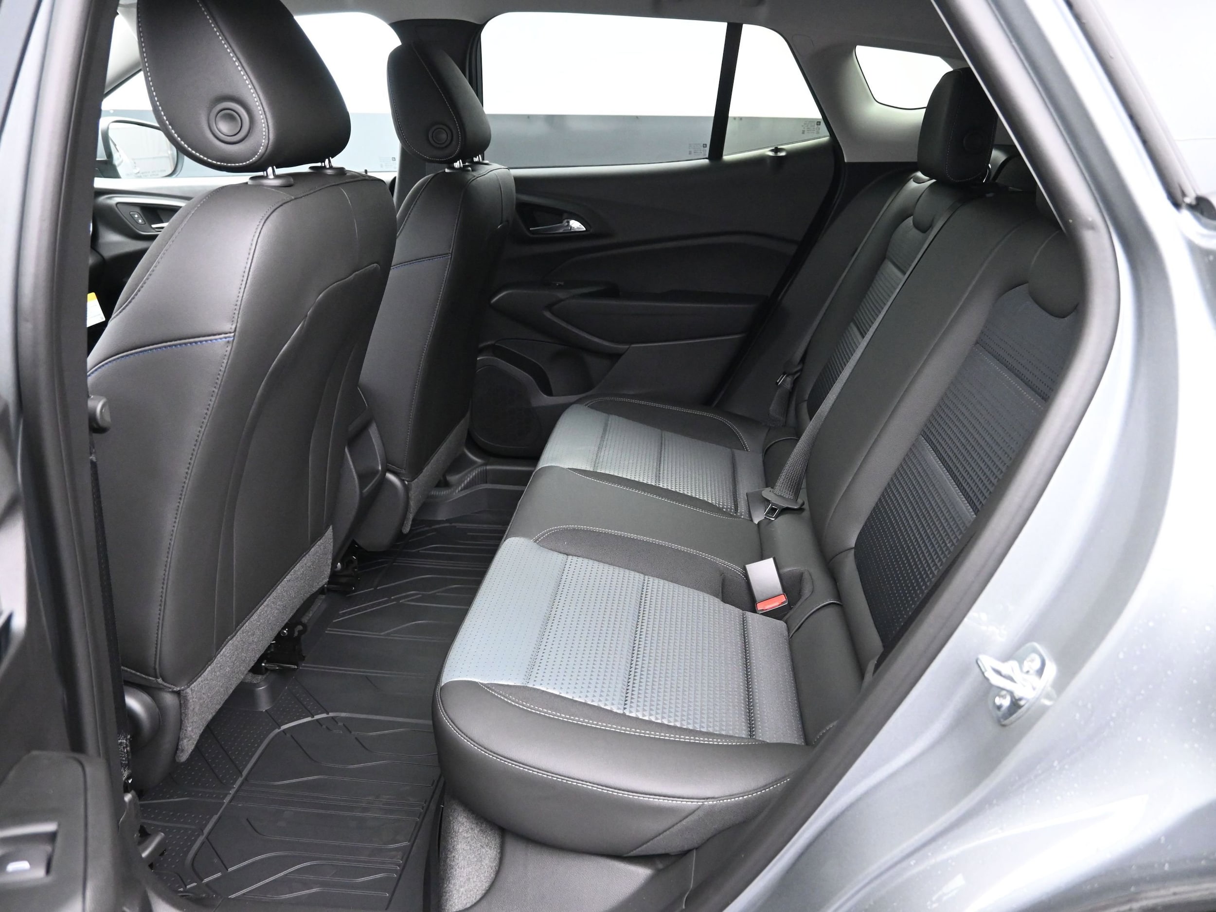 2026 Chevrolet Trax LT - Photo 44