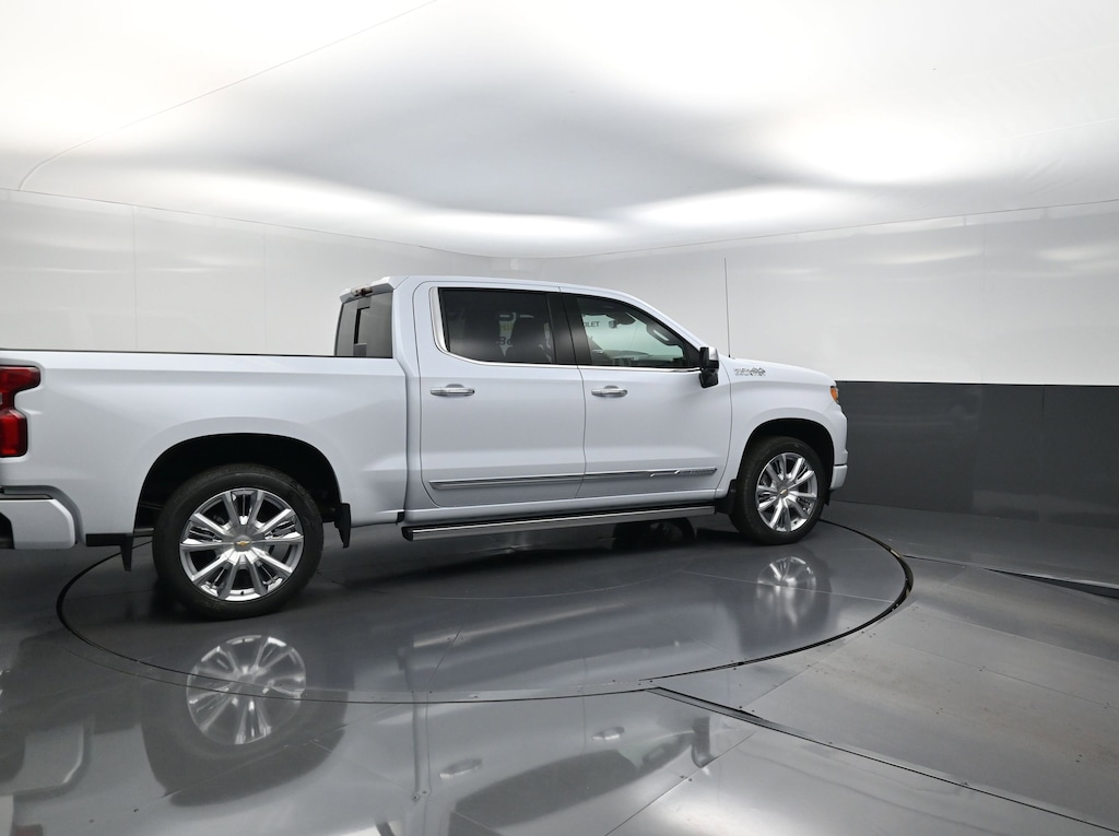 New 2026 Chevrolet Silverado 1500 High Country Truck