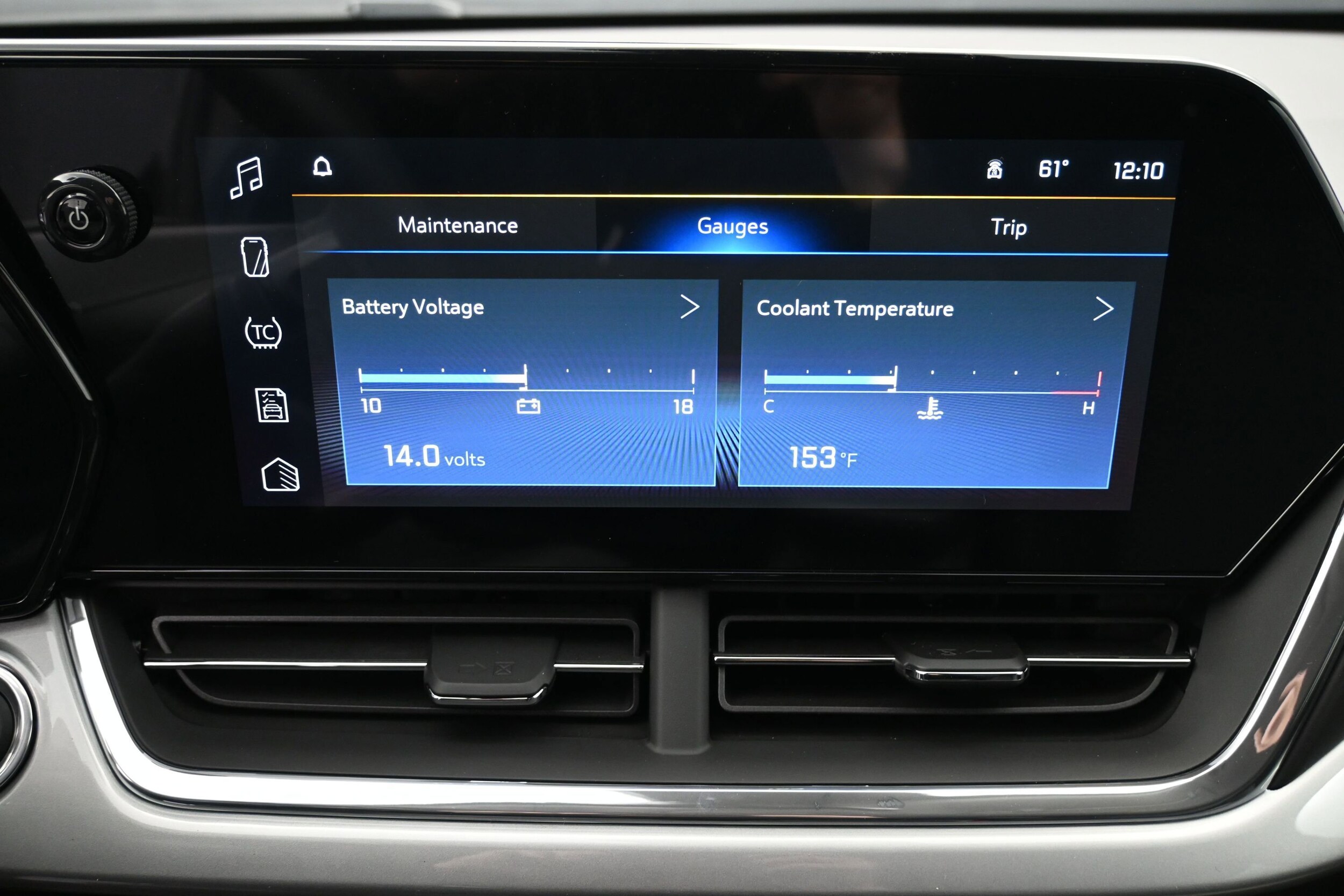 2026 Chevrolet Trax LT - Photo 35