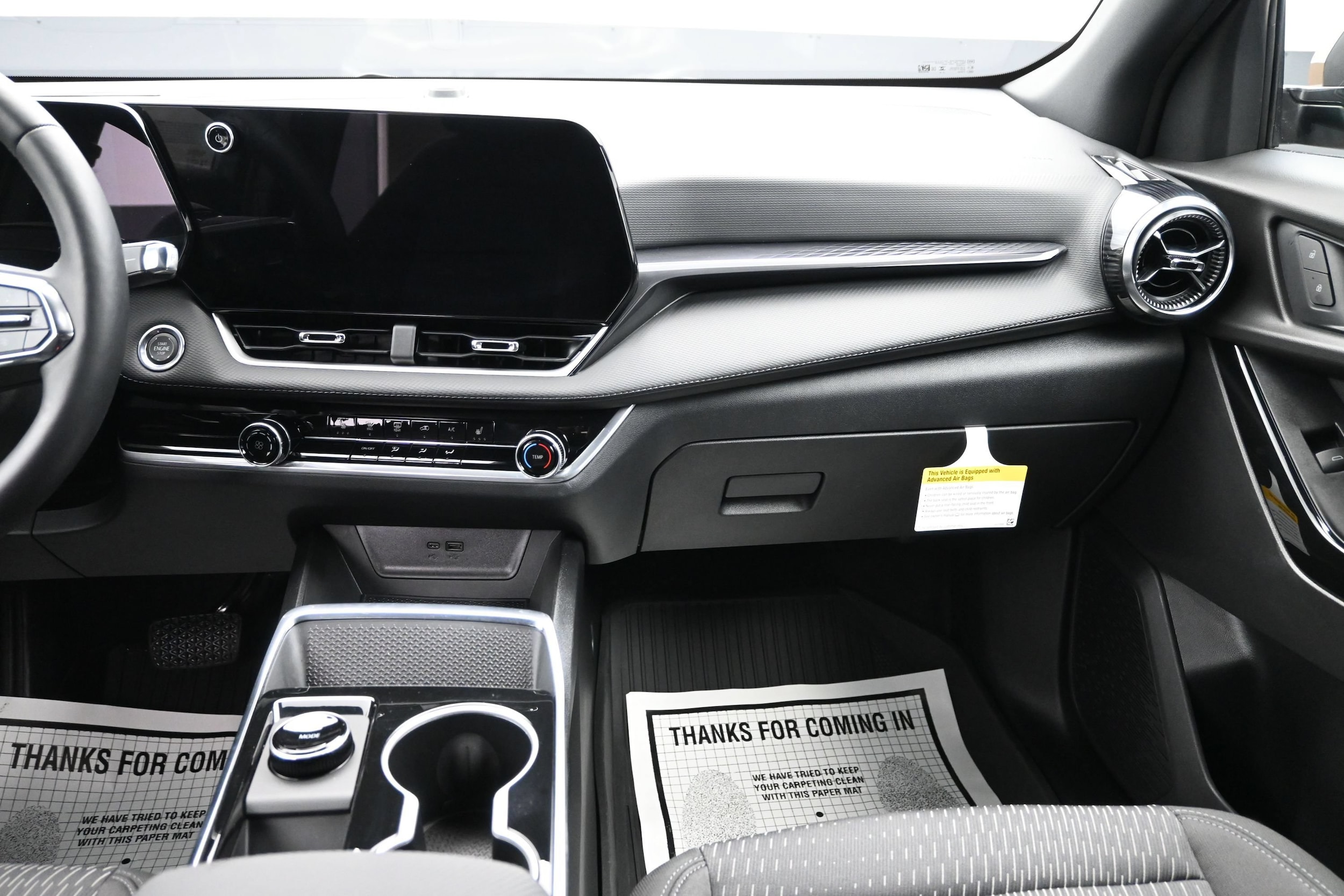 2027 Chevrolet Equinox LT - Photo 18