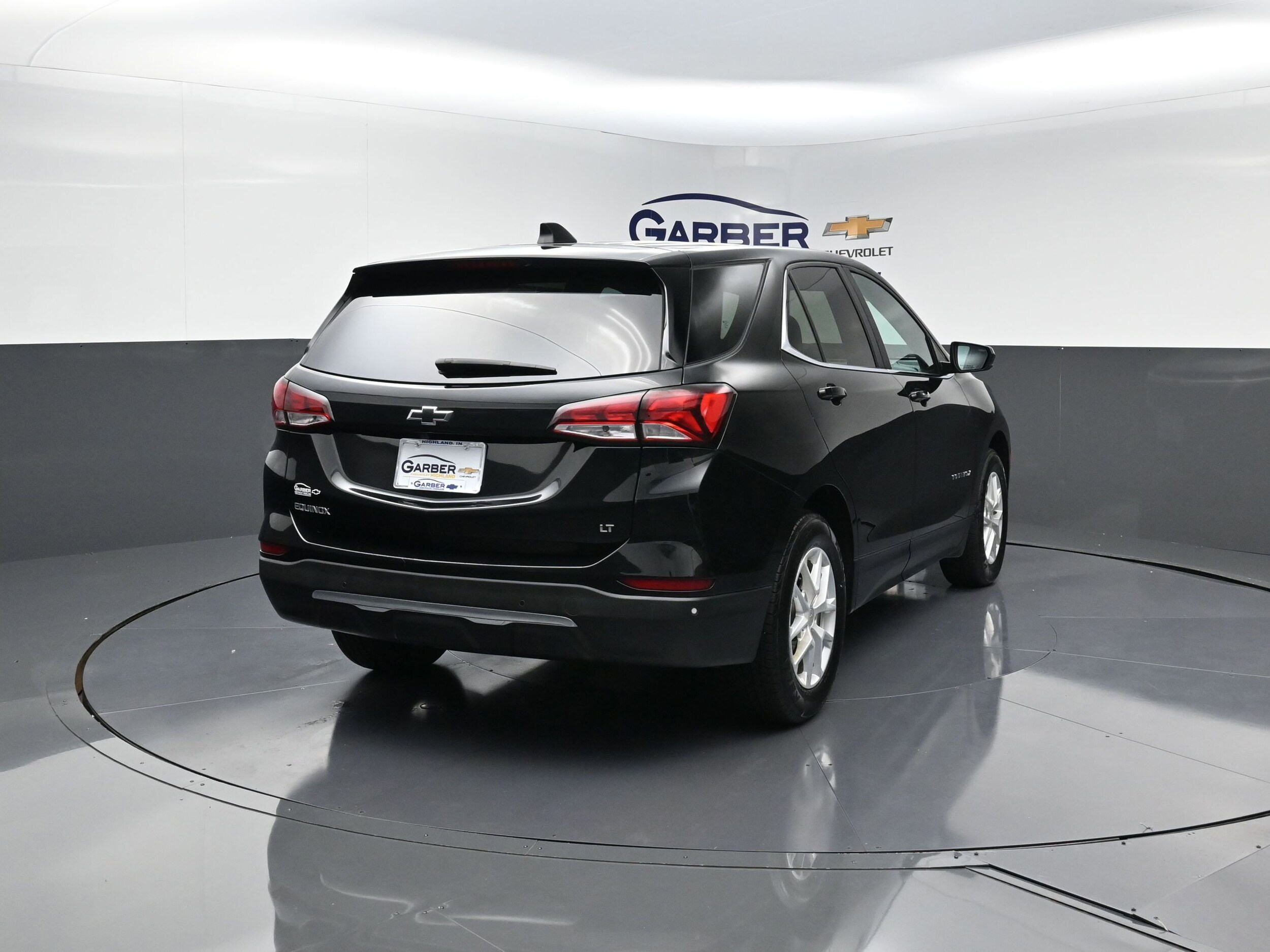 2022 Chevrolet Equinox photo 2